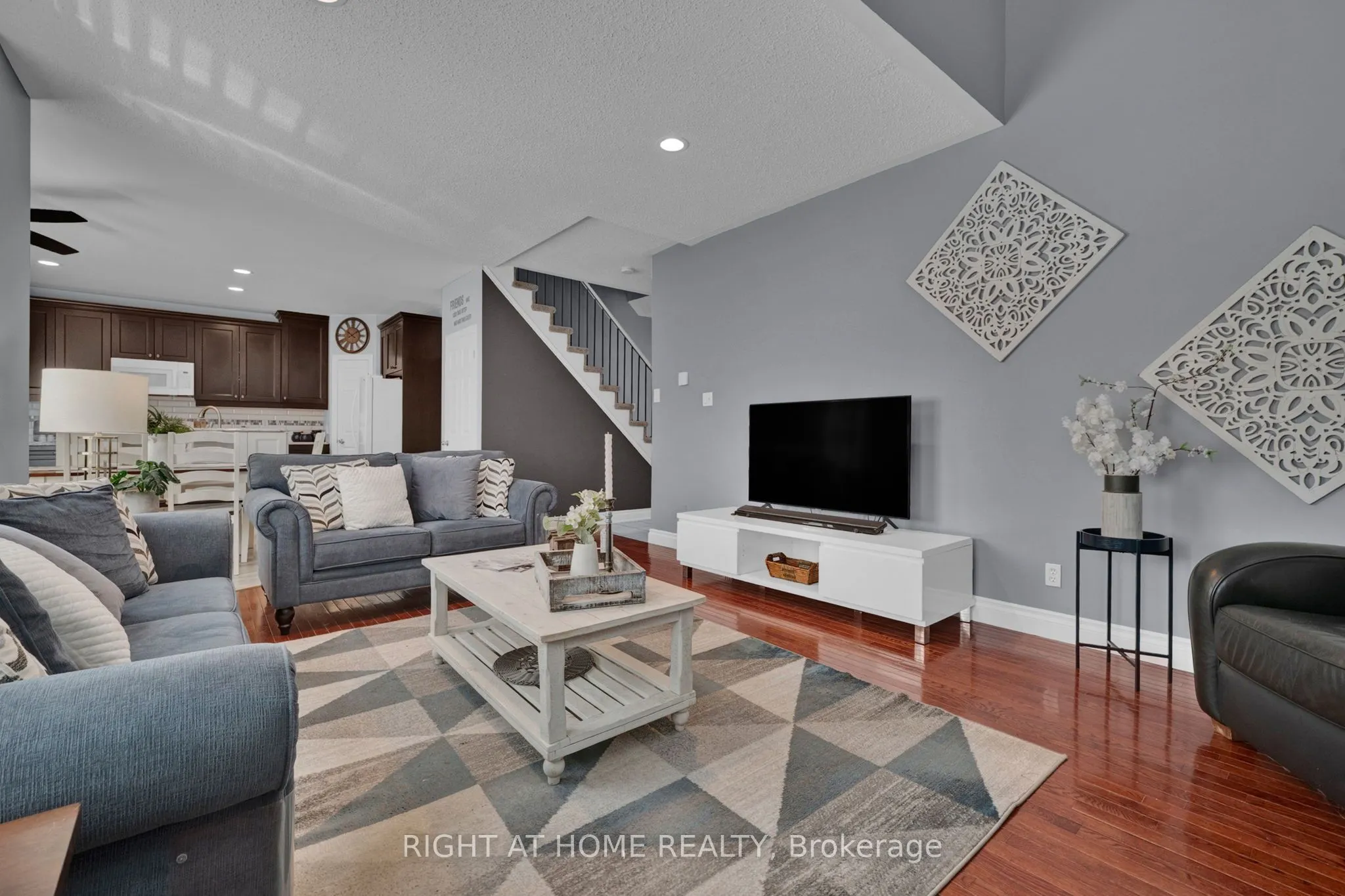 75 Auburn Lane