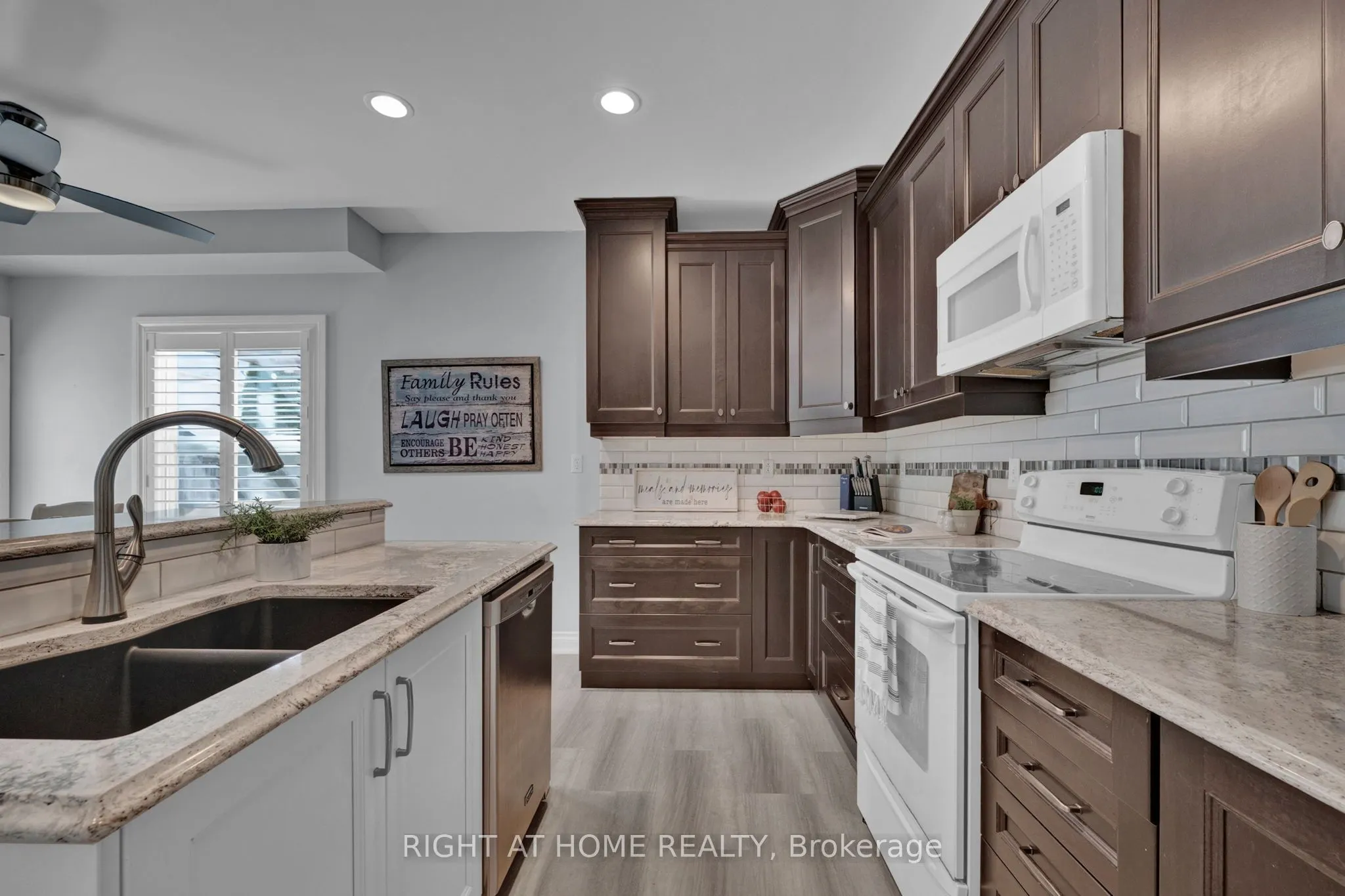 75 Auburn Lane