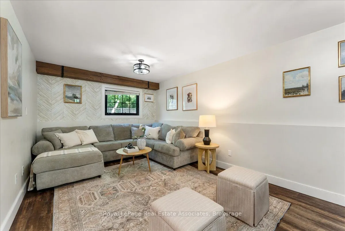 1464 Trowbridge Drive