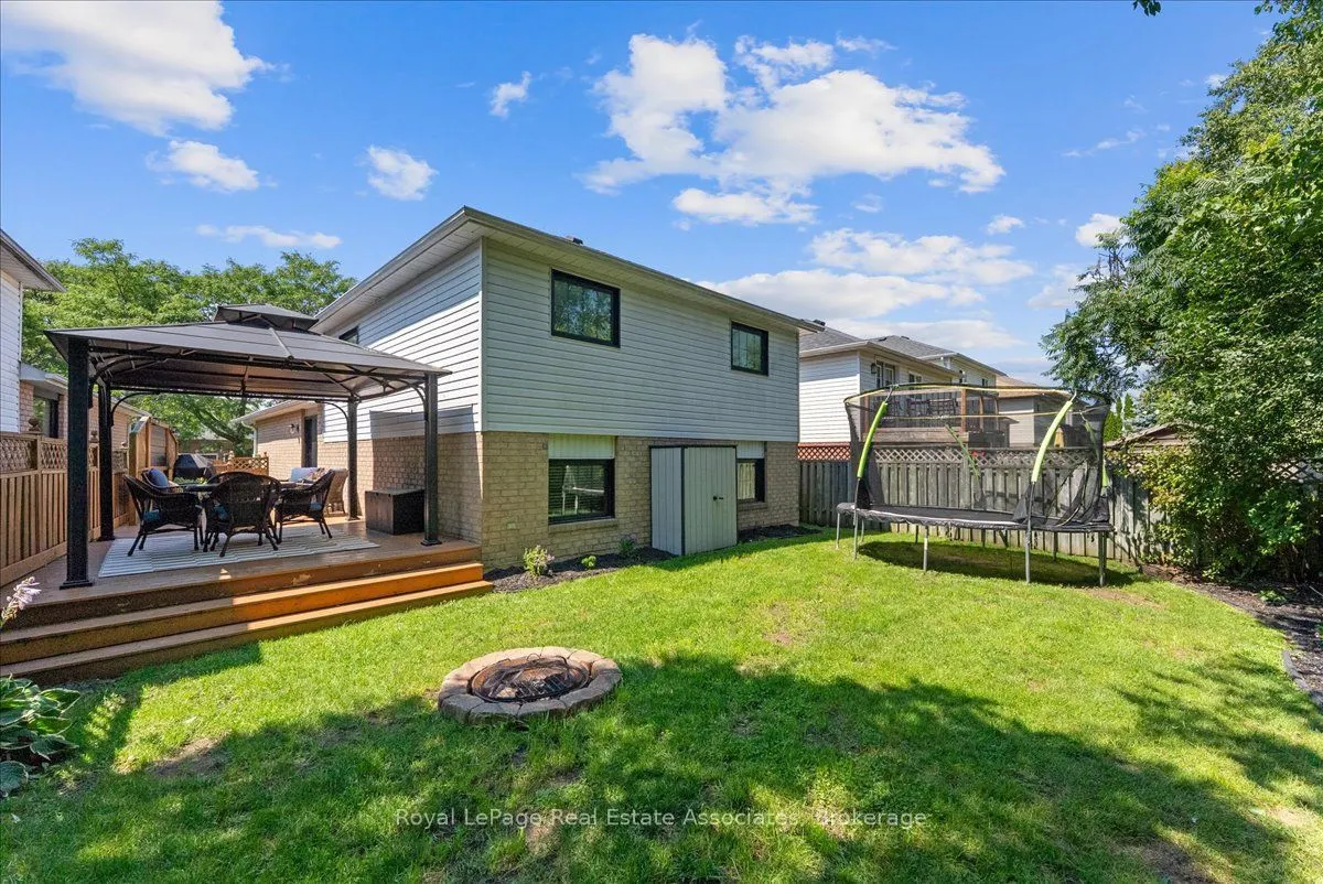 1464 Trowbridge Drive