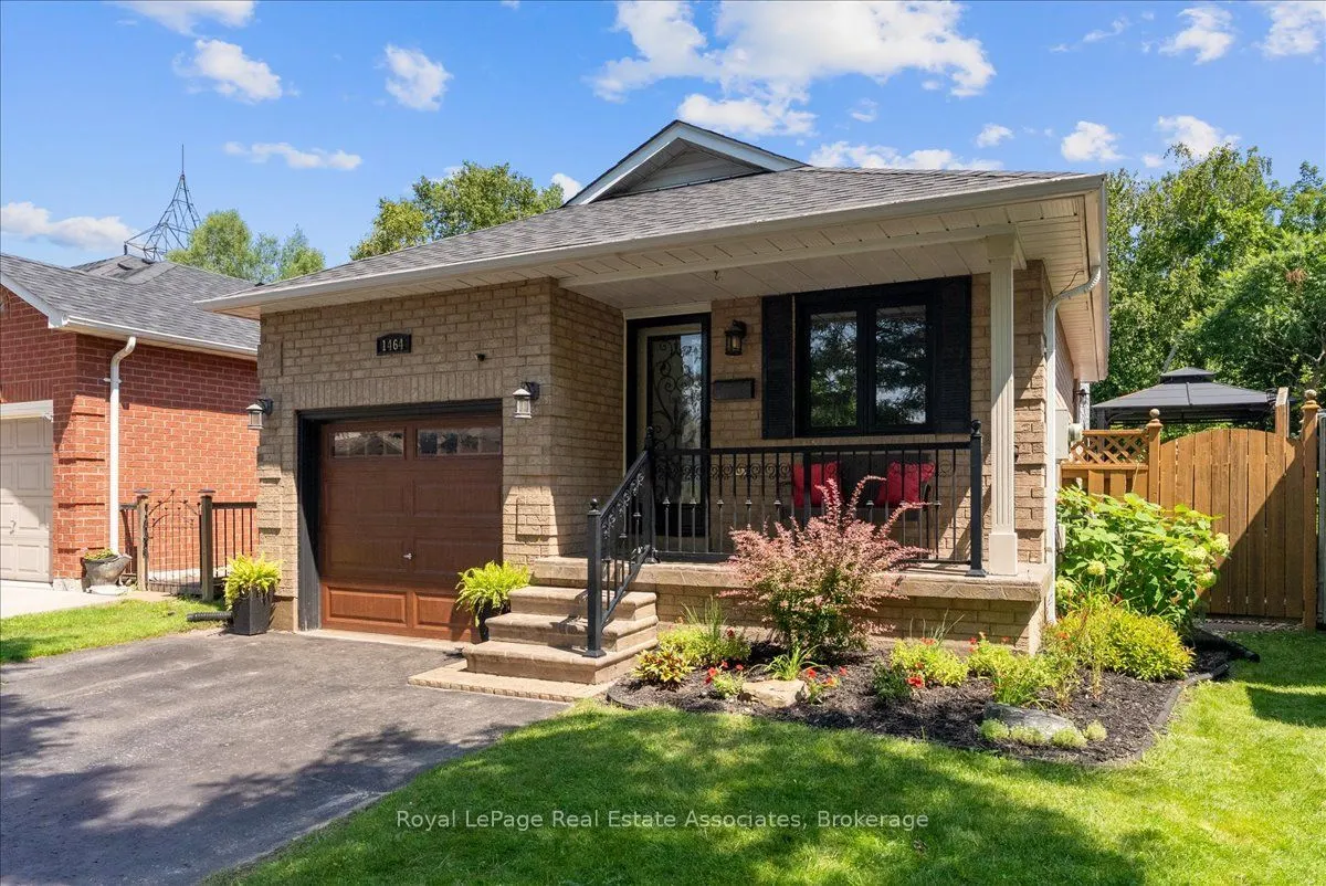1464 Trowbridge Drive