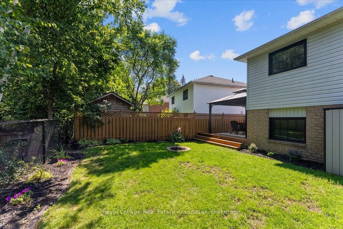 1464 Trowbridge Drive