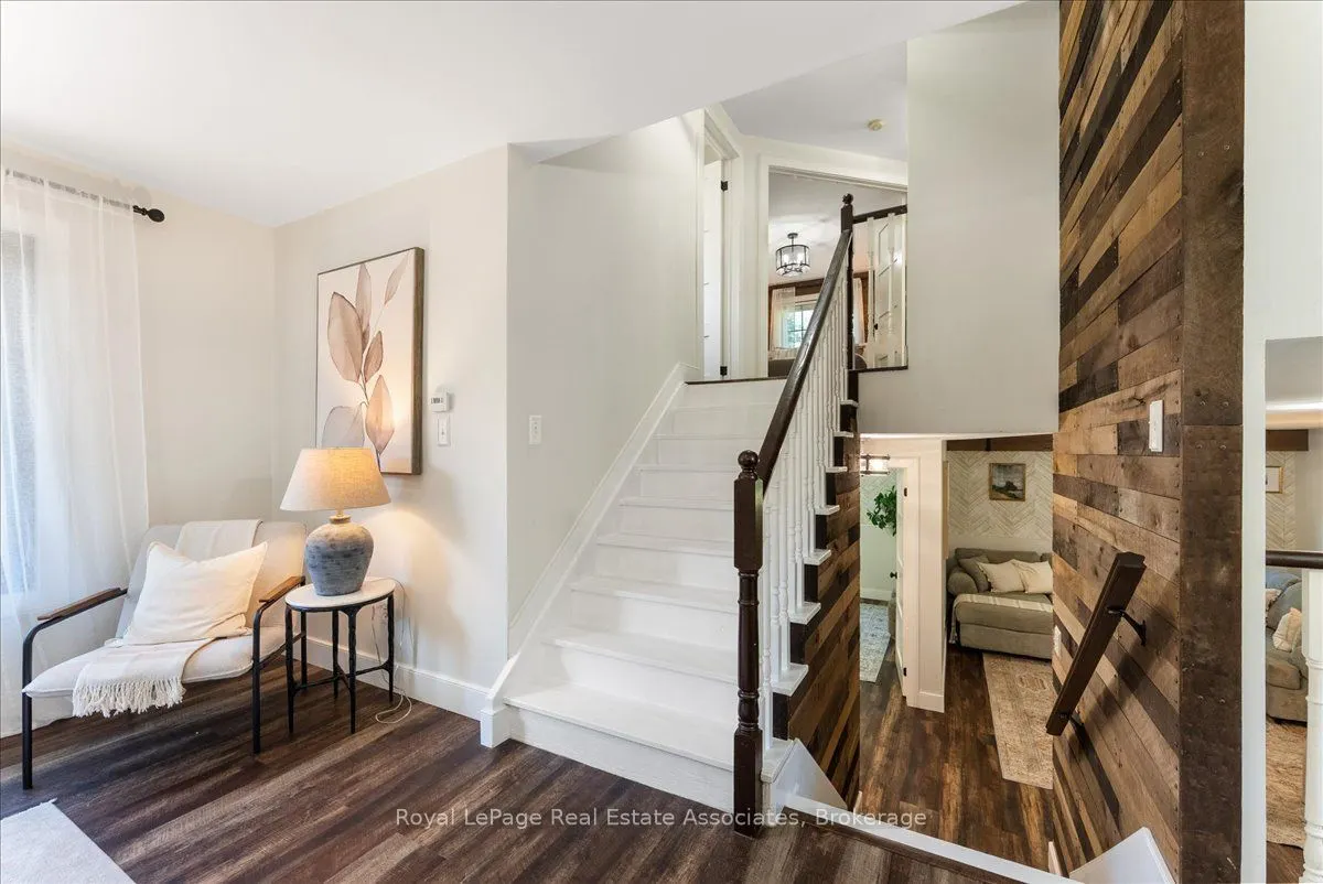 1464 Trowbridge Drive