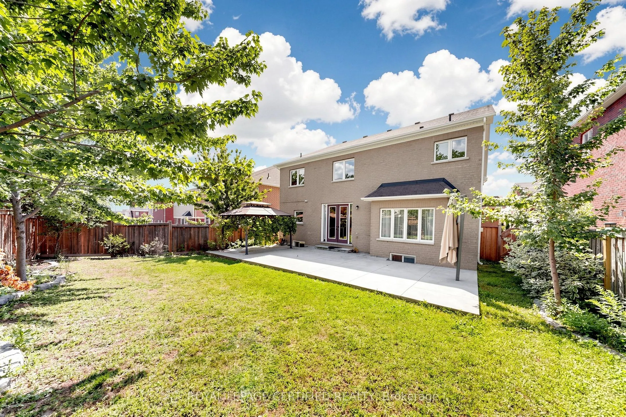 1428 Woodstream Avenue