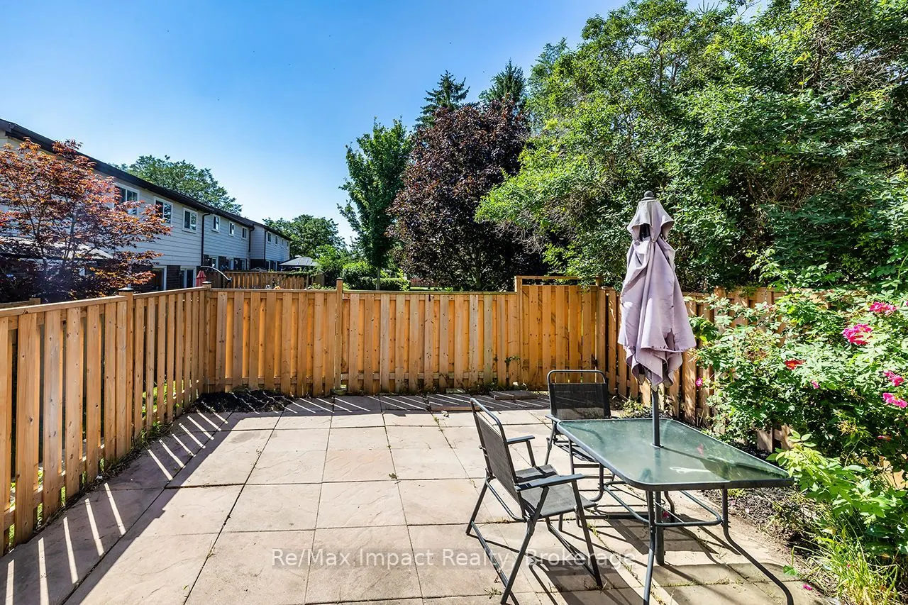 25 Tompkins Lane #25