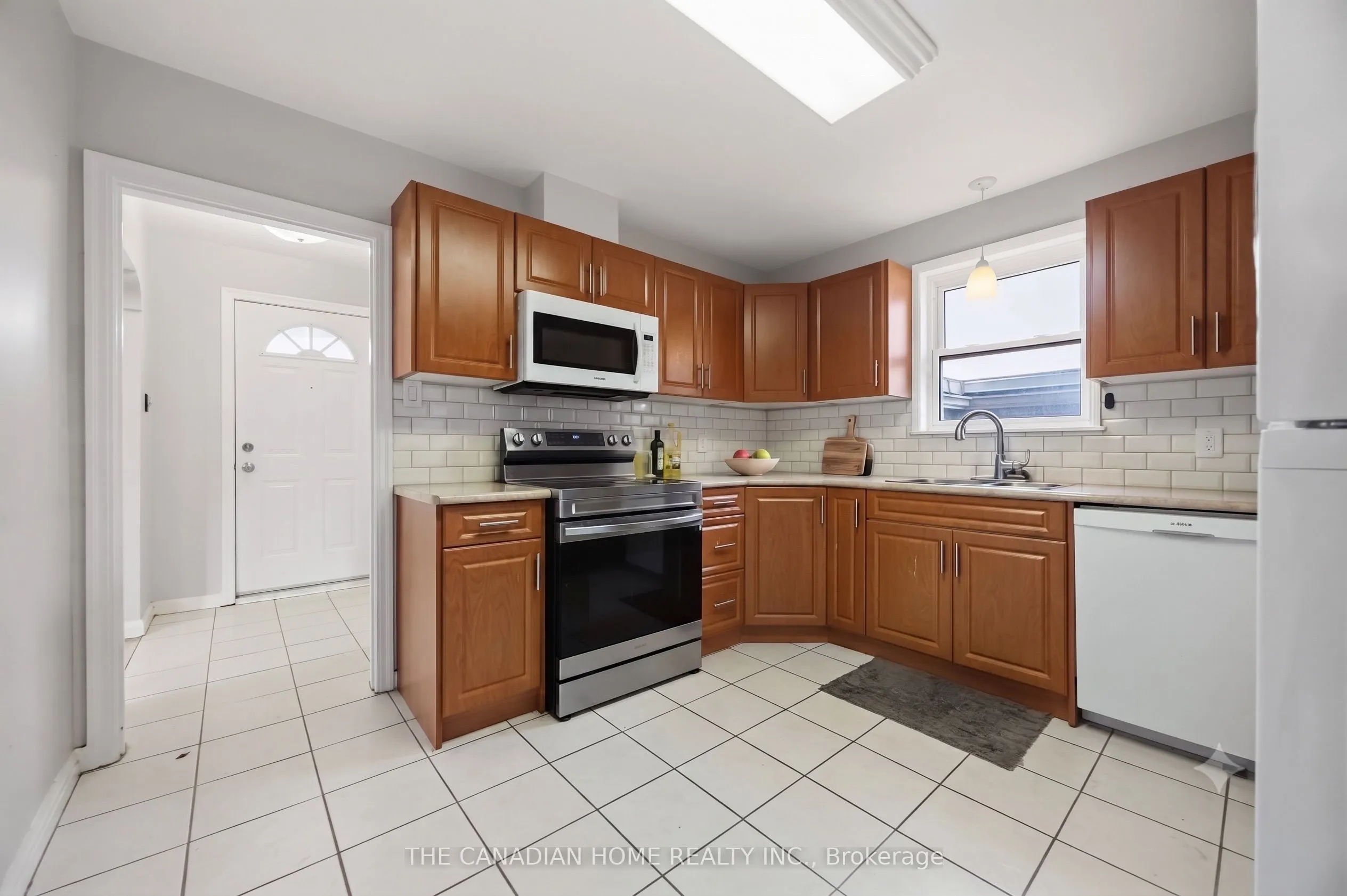 1373 Pharmacy Avenue