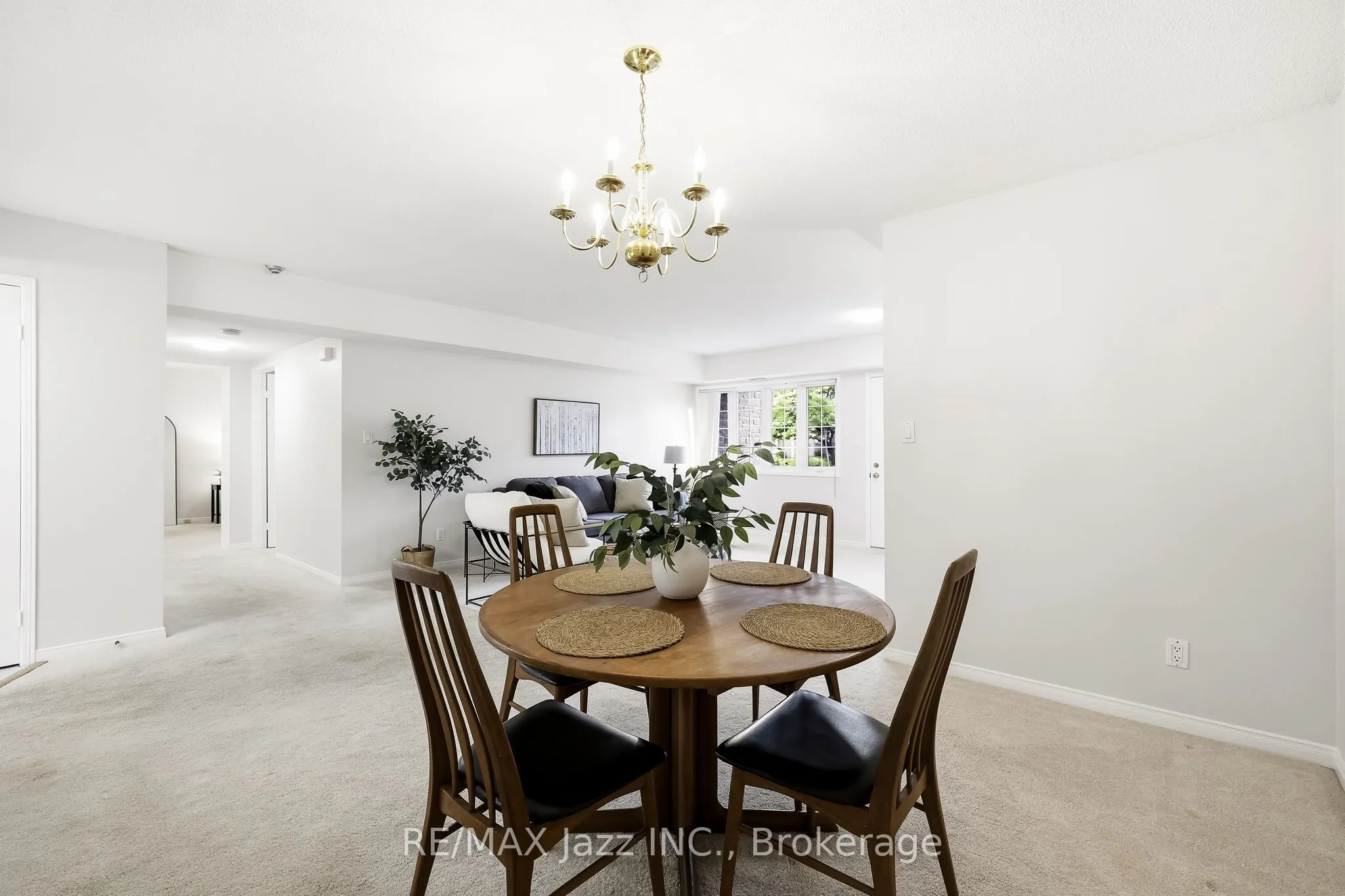 1995 Royal Road #115