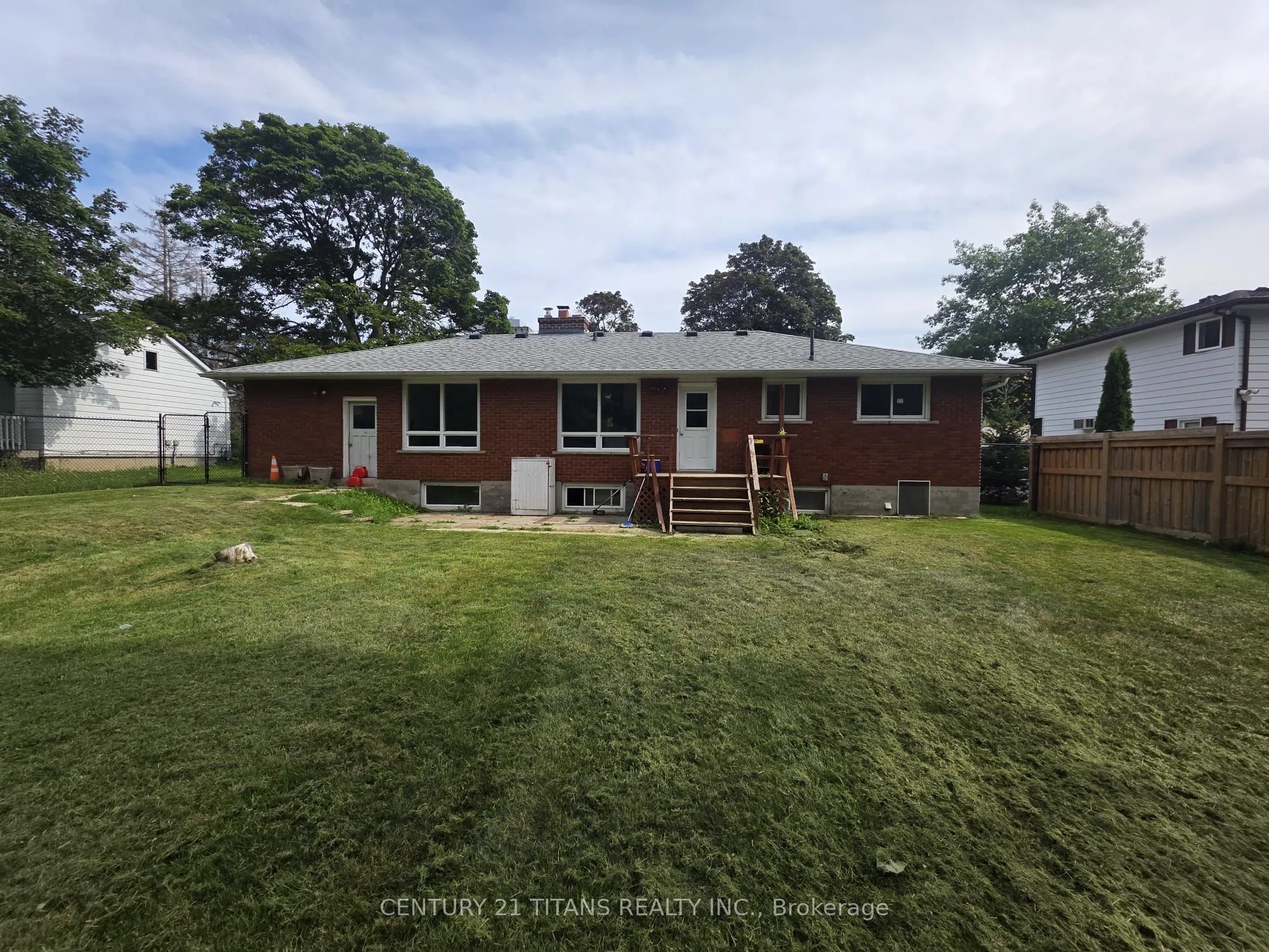 1602 Hwy 2 N