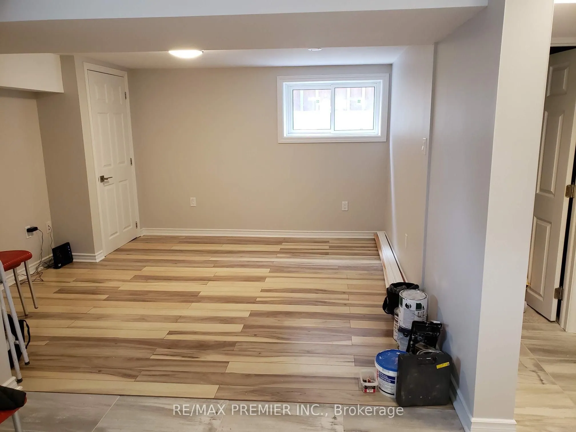 40 Byng Avenue #Lower