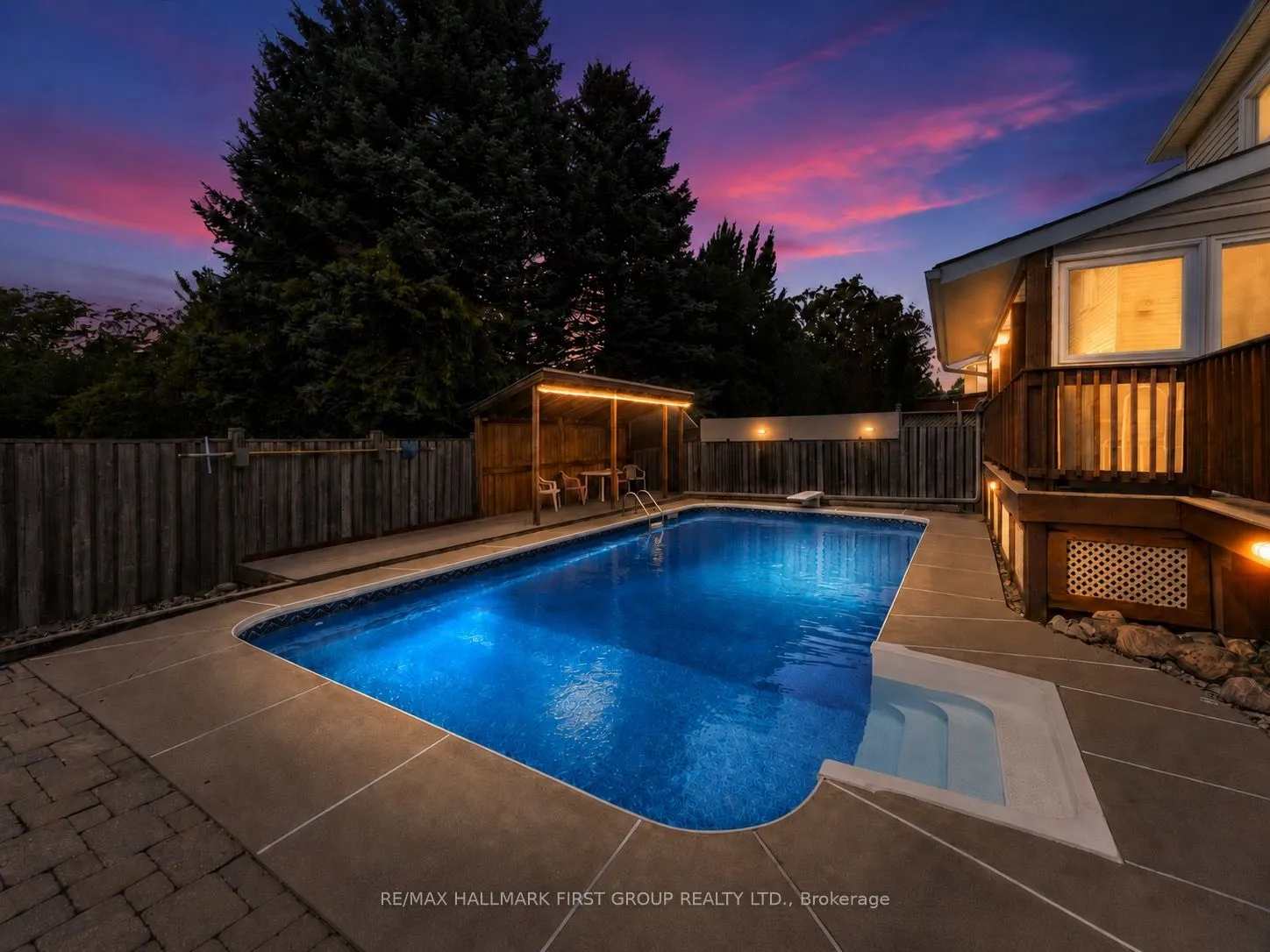 989 Deer Valley Drive