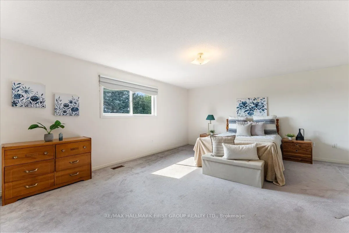 989 Deer Valley Drive