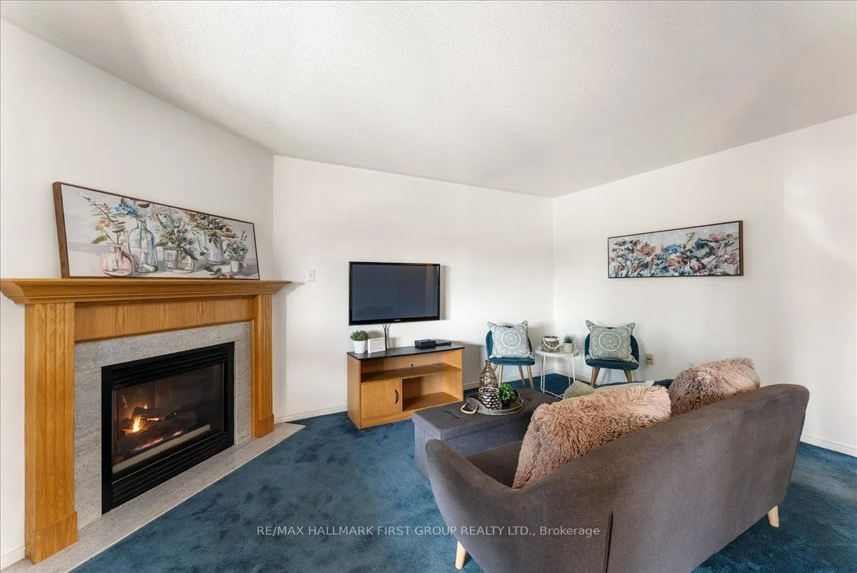 989 Deer Valley Drive