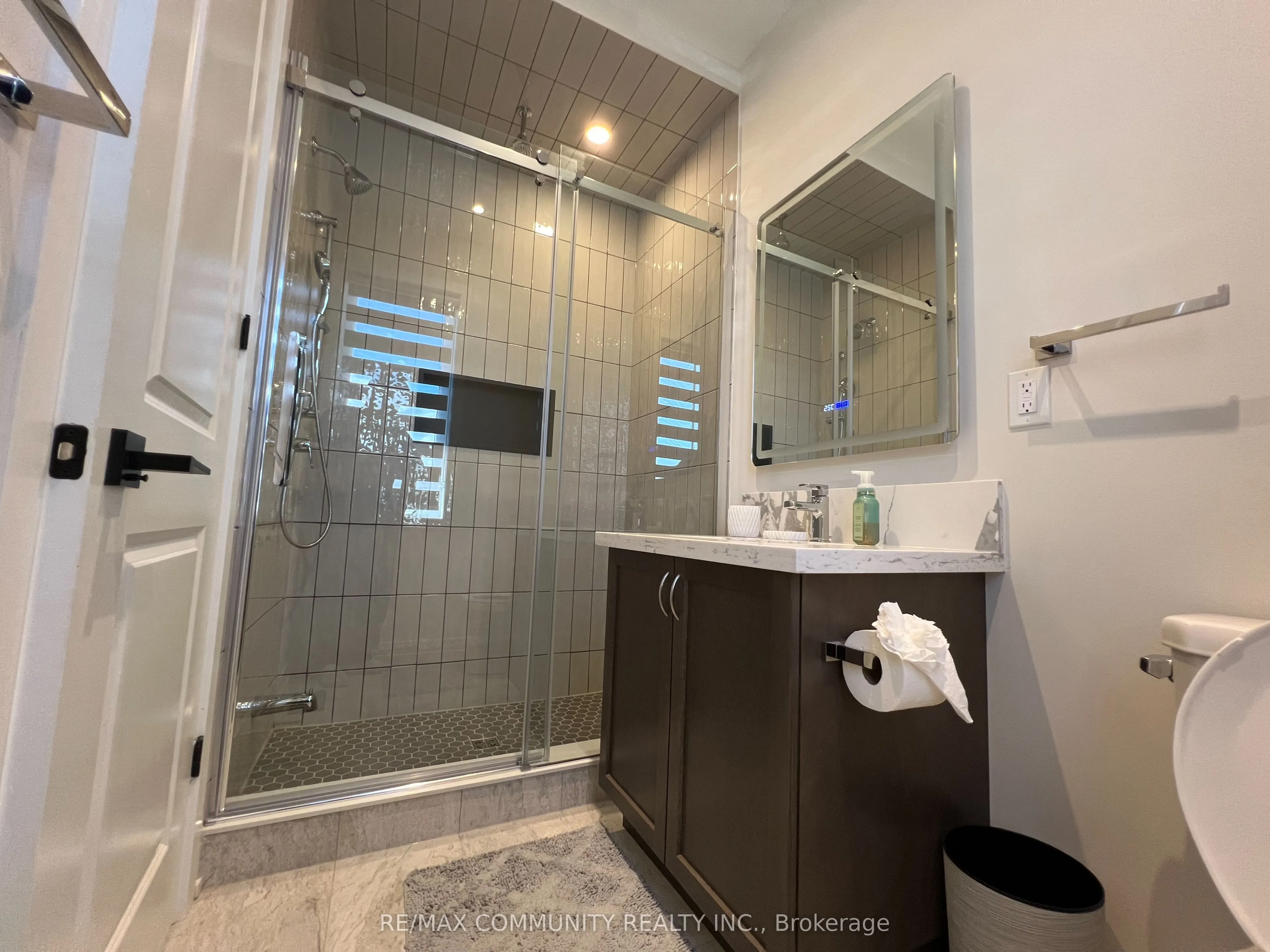 400 Finch Avenue #39