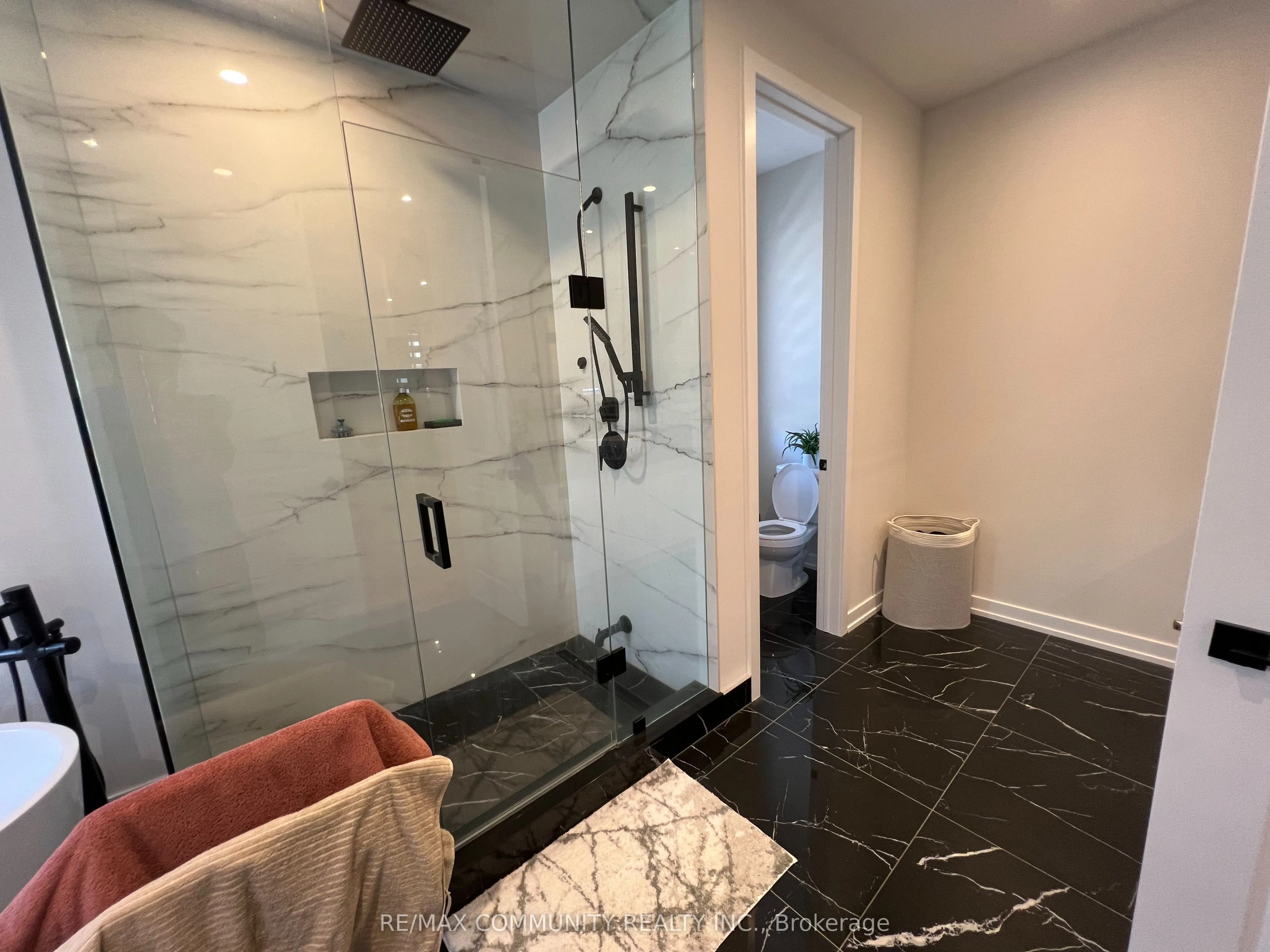 400 Finch Avenue #39