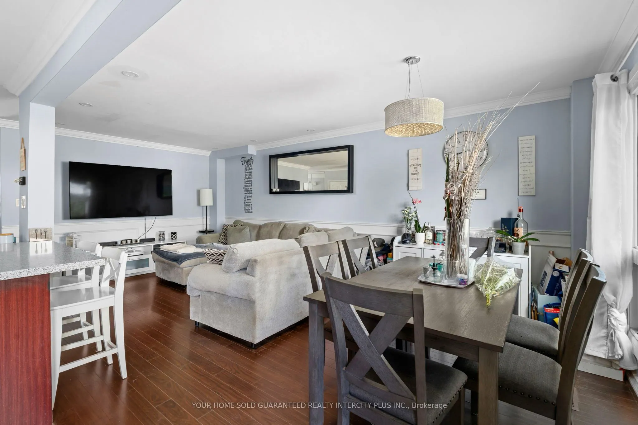 531 Dorchester Drive