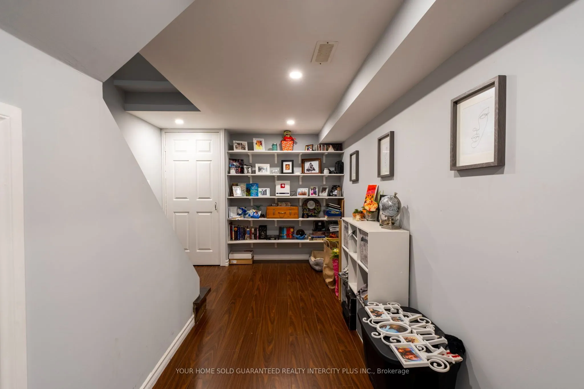 531 Dorchester Drive