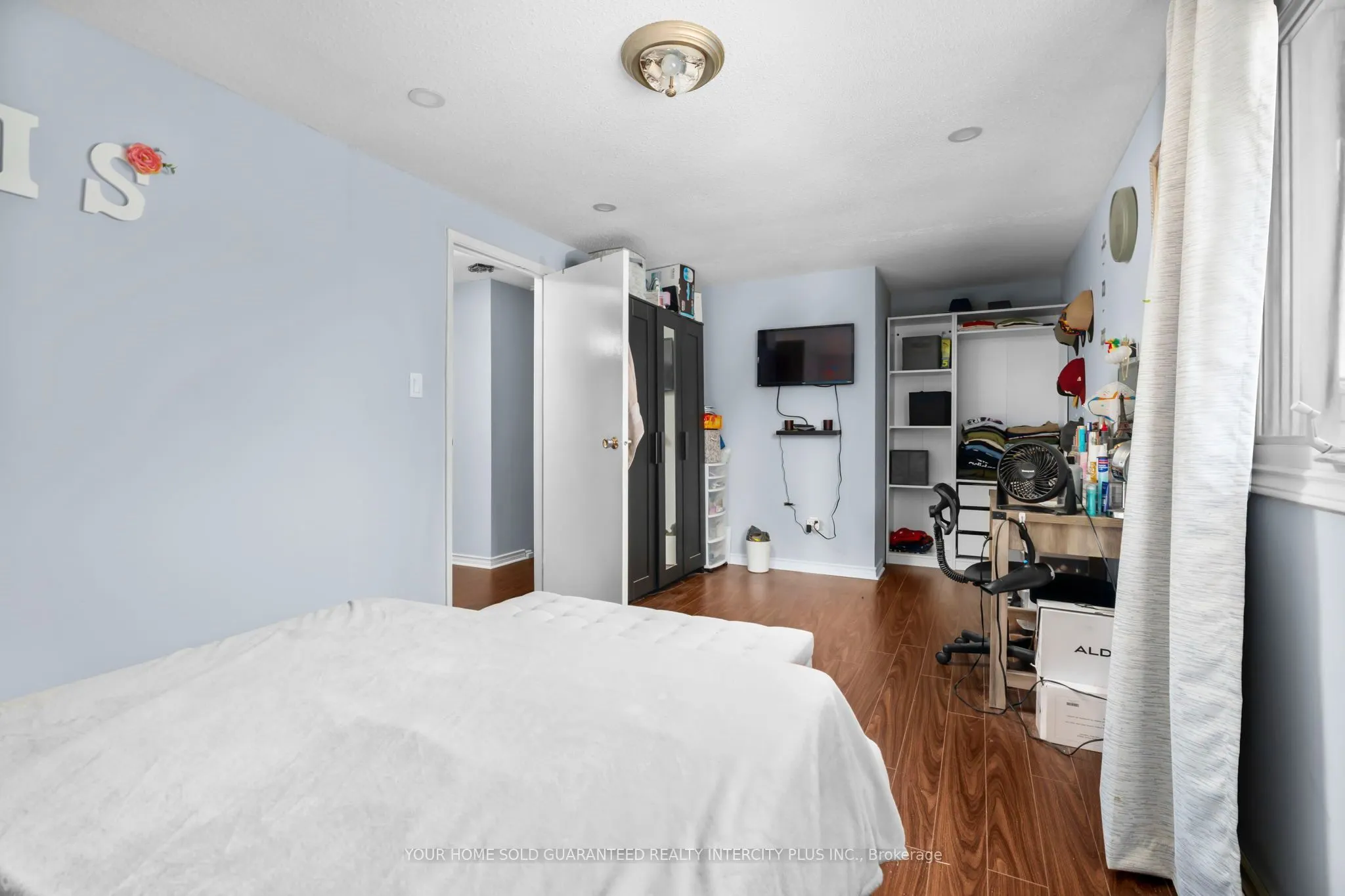 531 Dorchester Drive