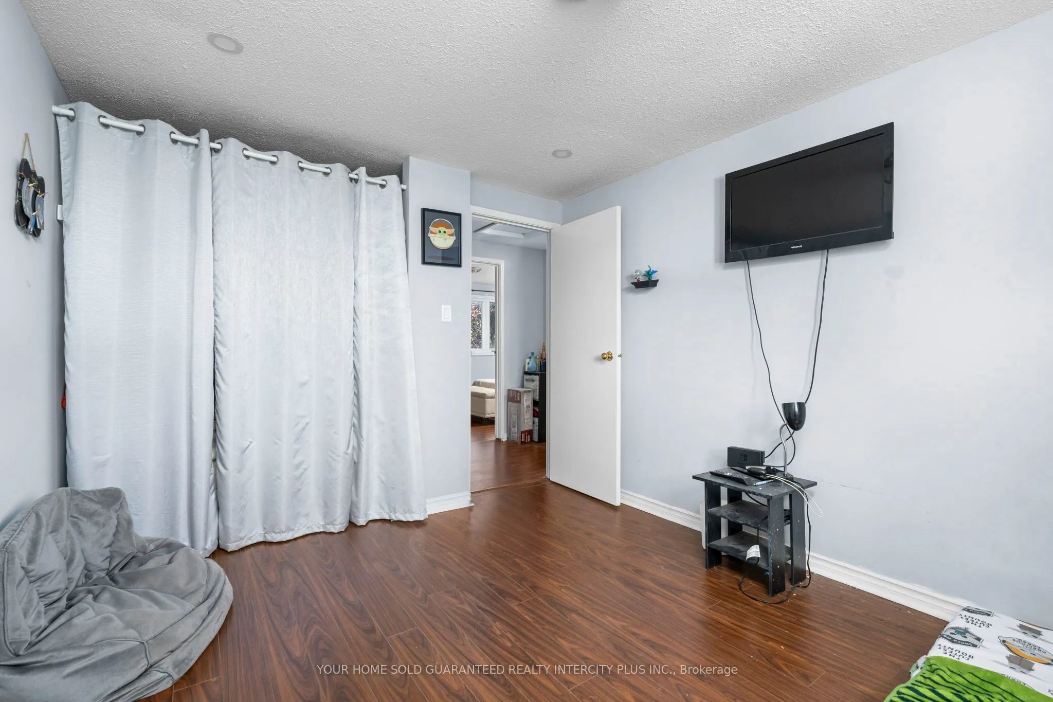 531 Dorchester Drive