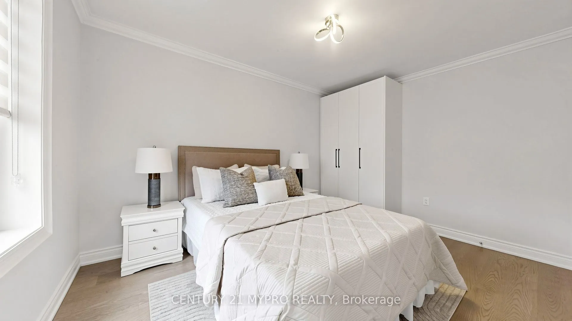 7 Cherry Nook Gardens