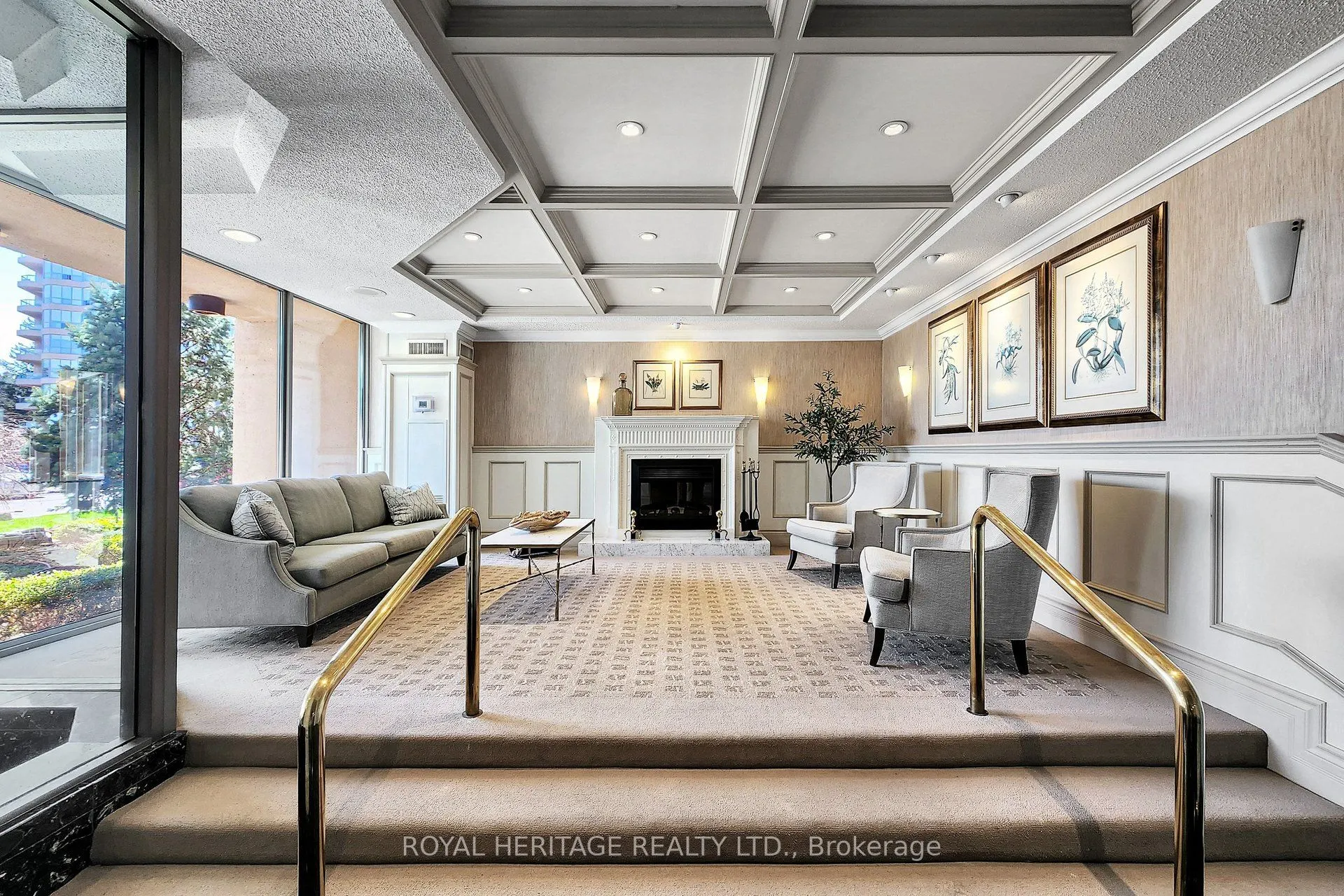 20 guildwood Parkway #207