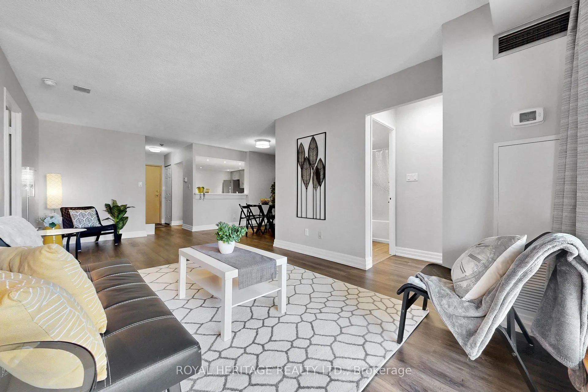 20 guildwood Parkway #207
