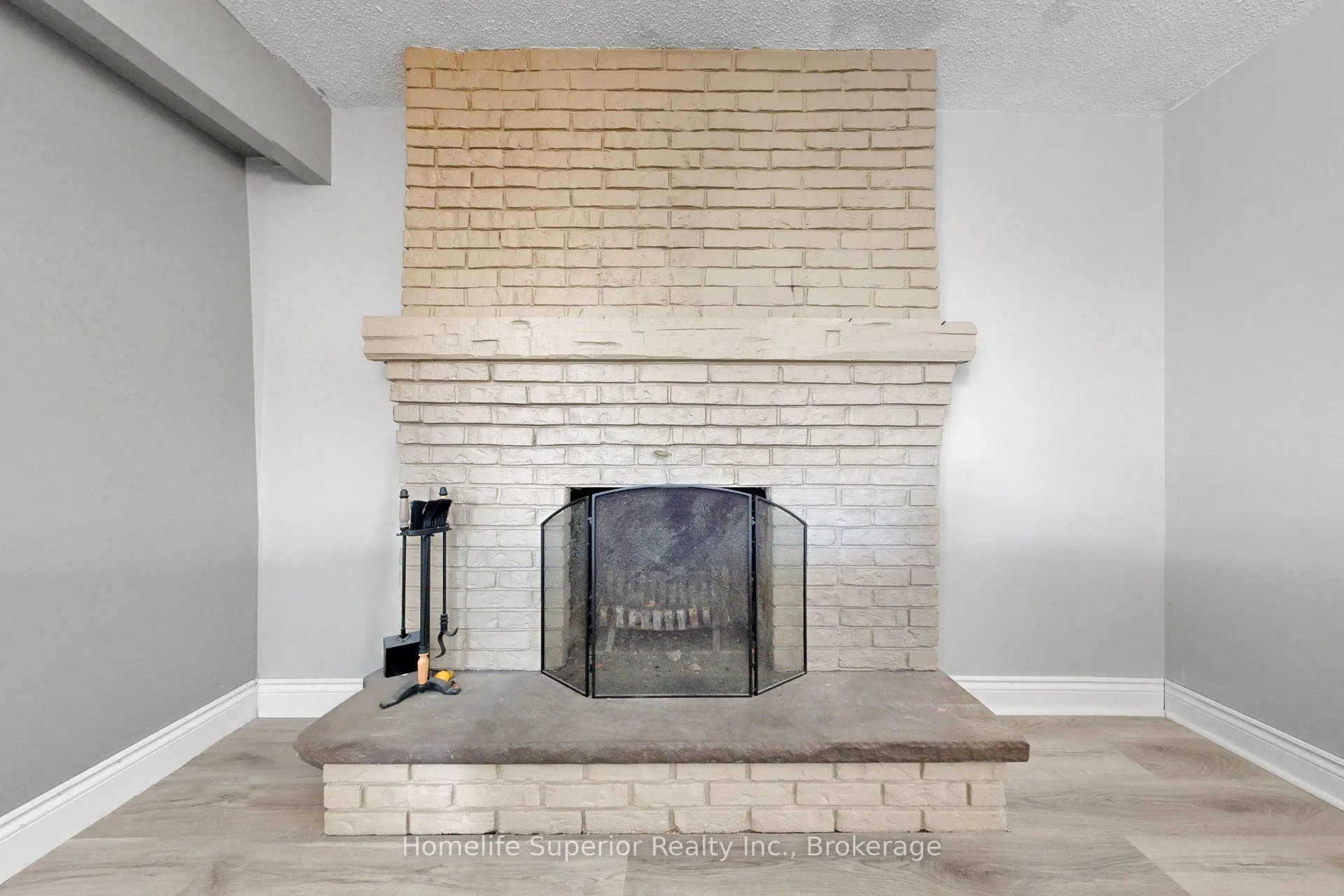 641 Merlin Court