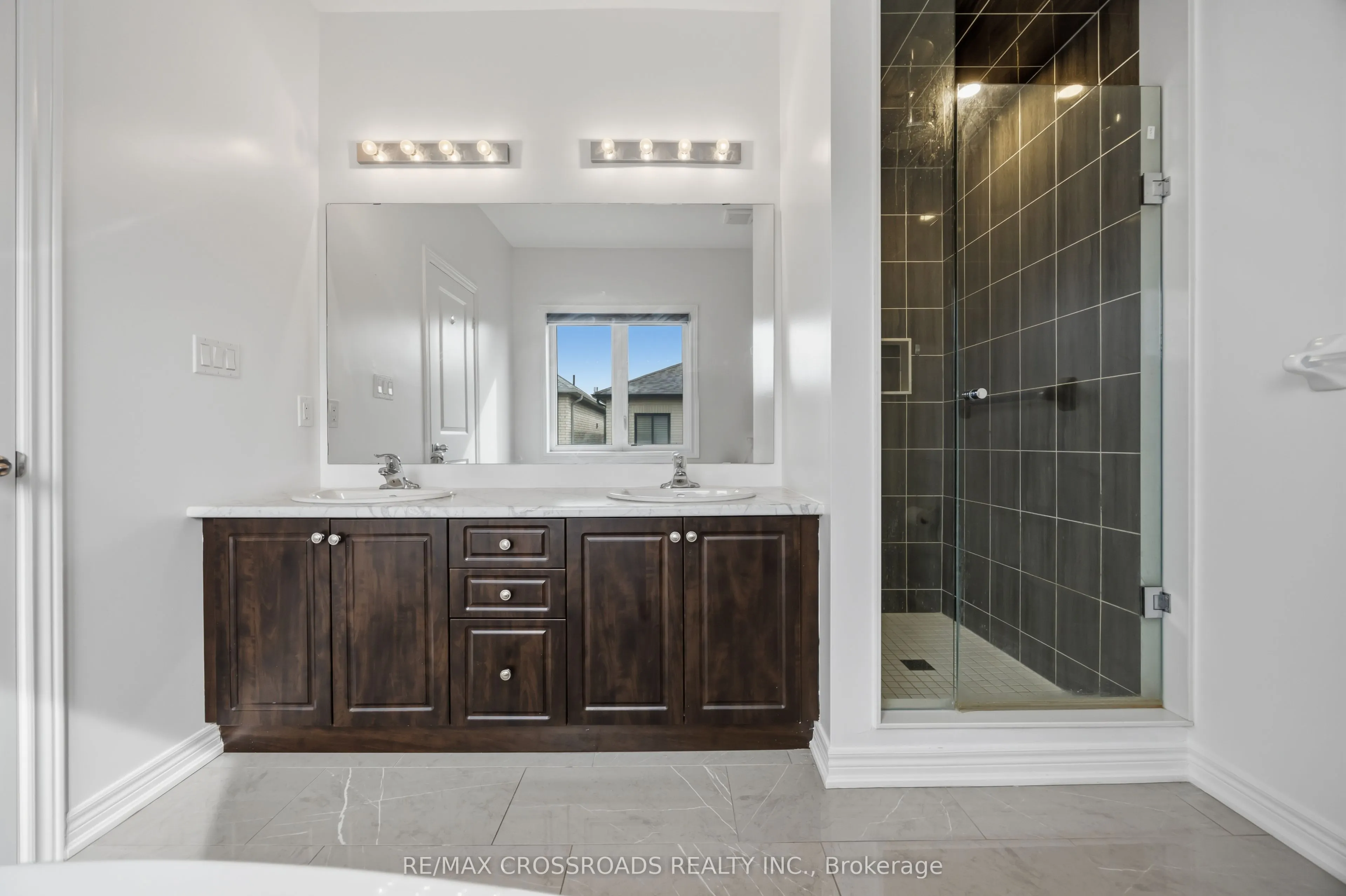 1257 Aquarius Trail