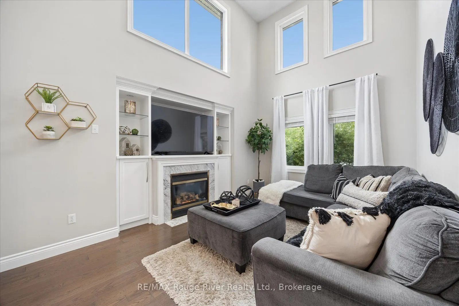 10 Windbreak Crescent