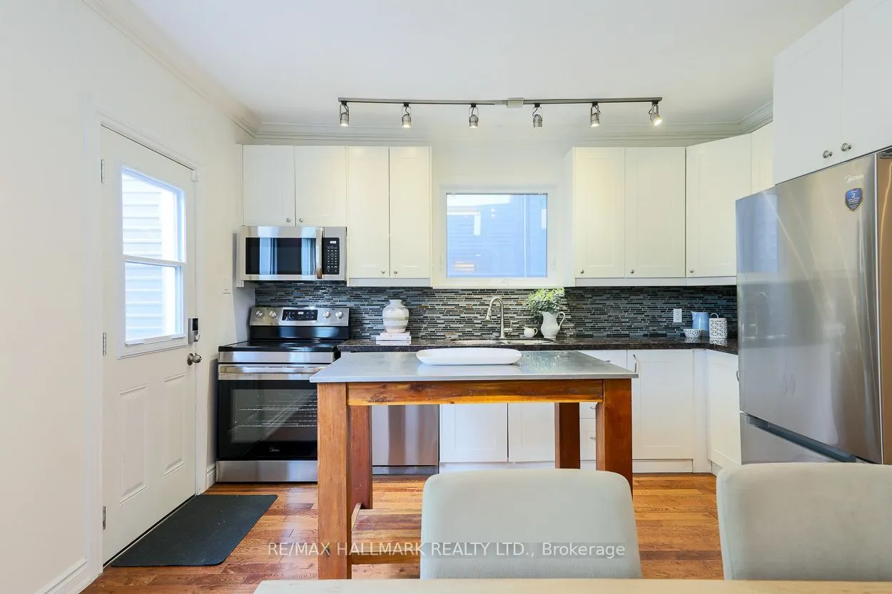 38 Boultbee Avenue