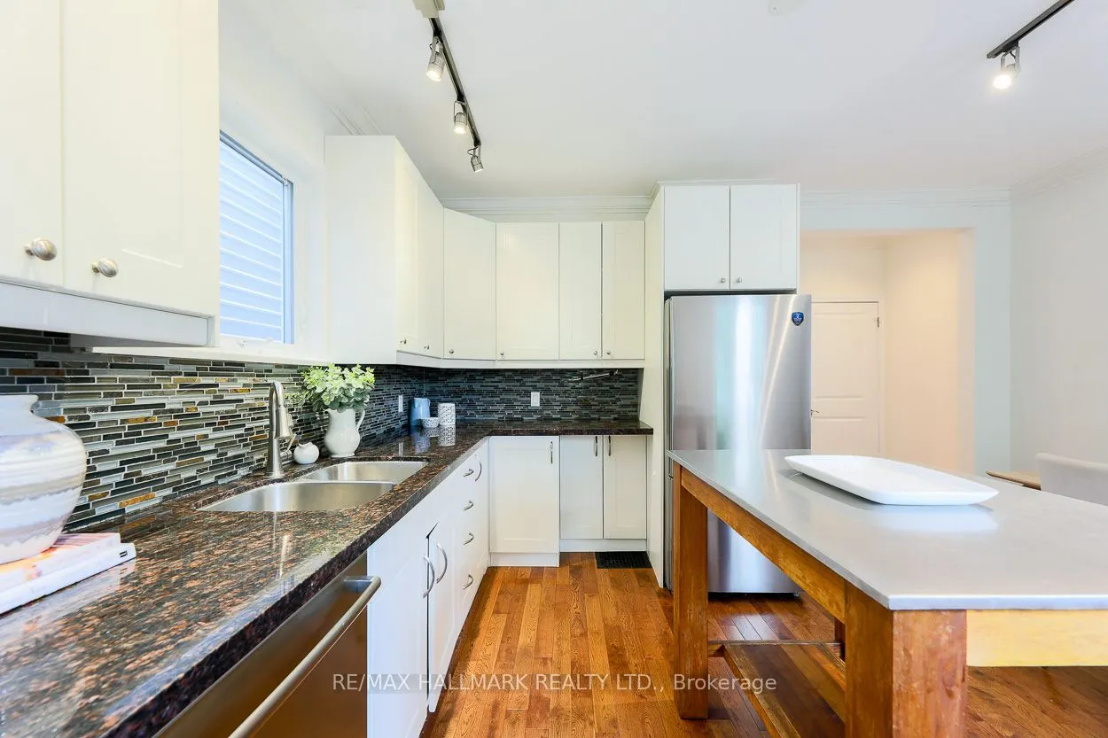 38 Boultbee Avenue