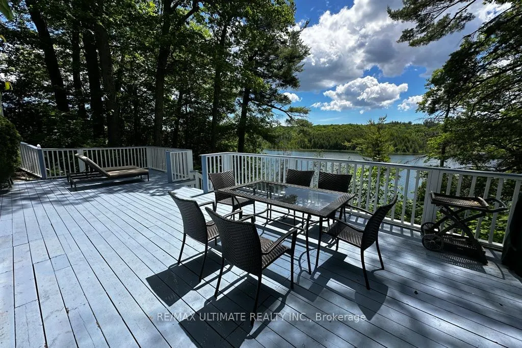 44 Chalk Lake Road