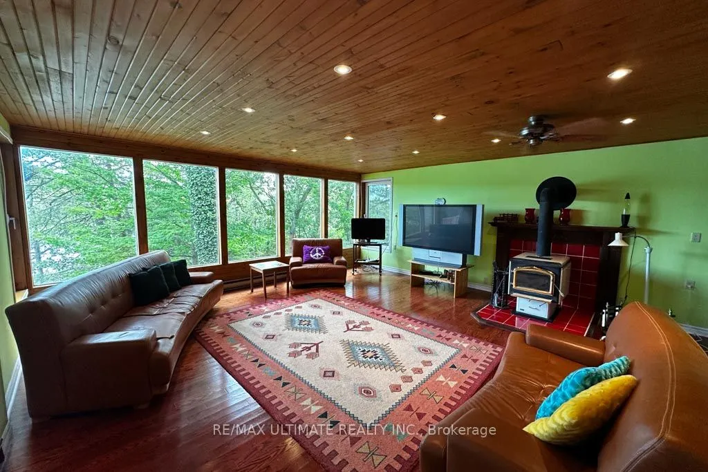 44 Chalk Lake Road