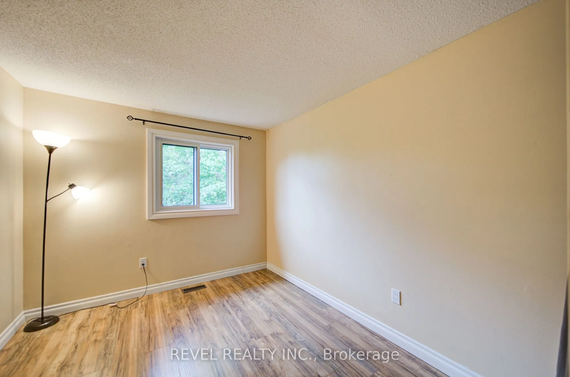 2141 Theoden Court