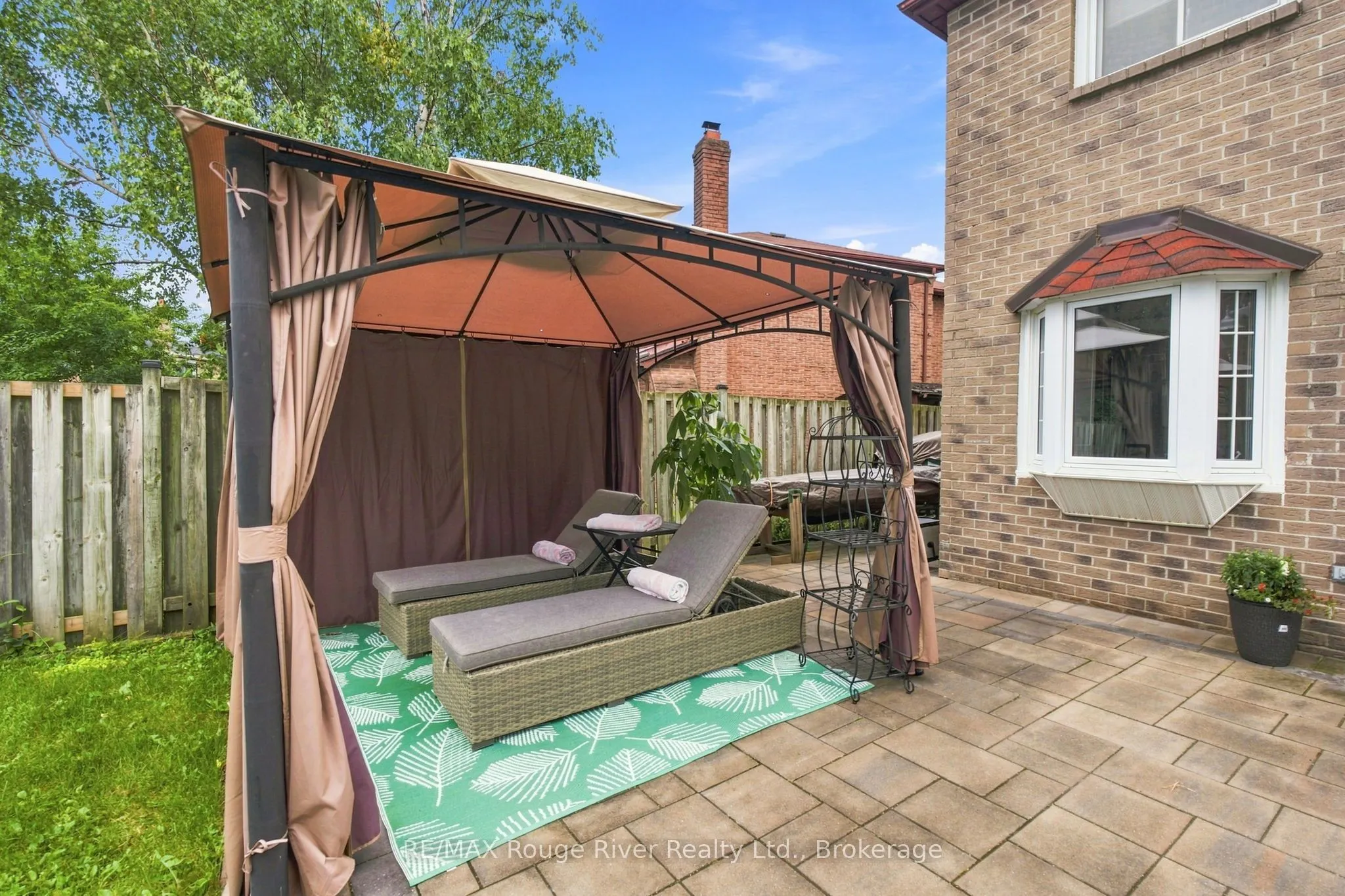 49 Fisher Crescent