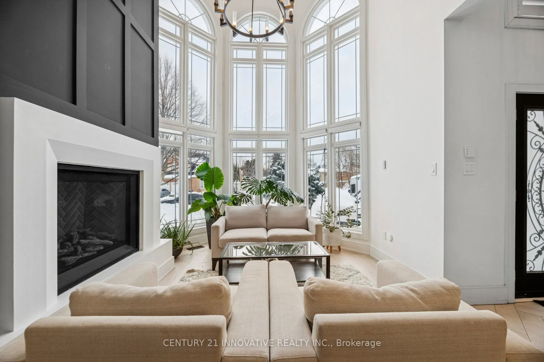 6 Devonridge Crescent