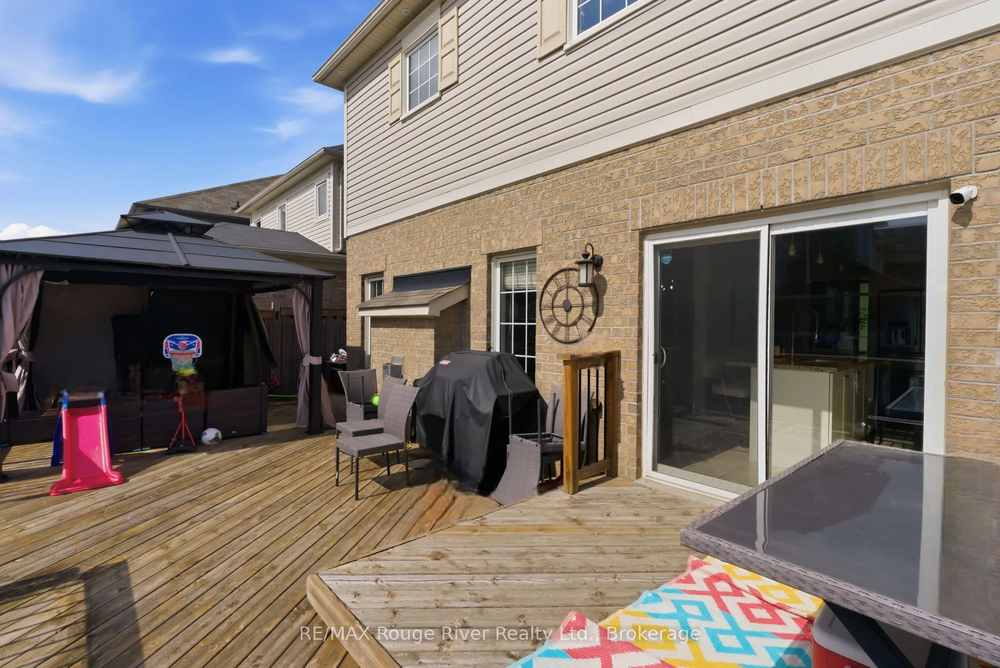 86 Edwin Carr Street