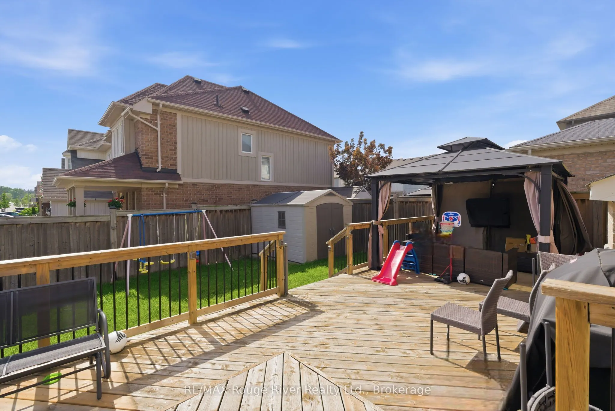 86 Edwin Carr Street