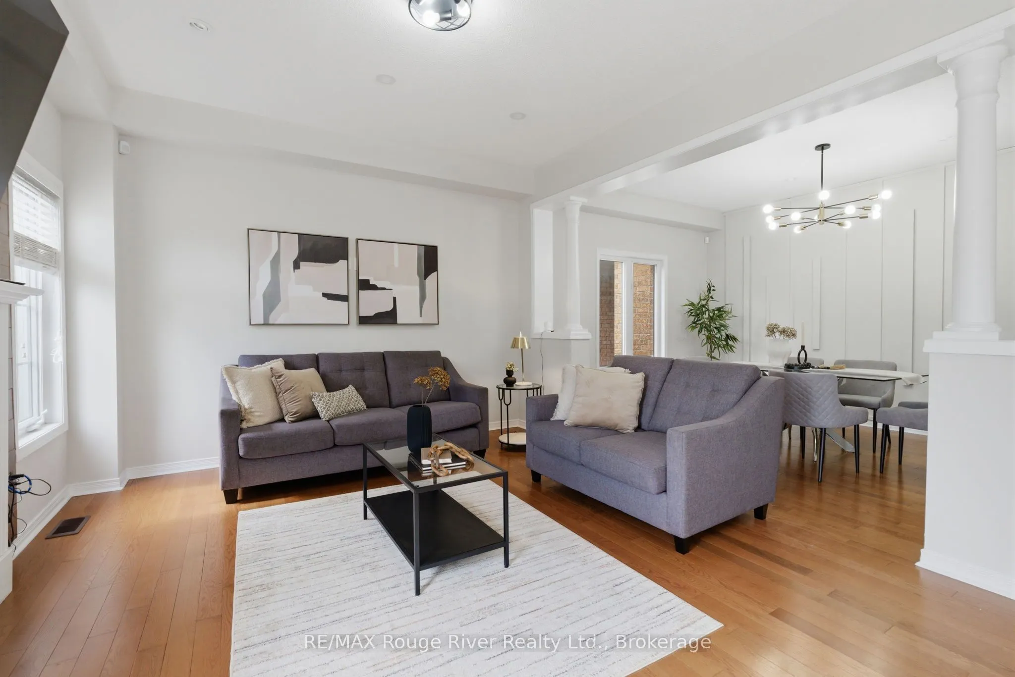 86 Edwin Carr Street