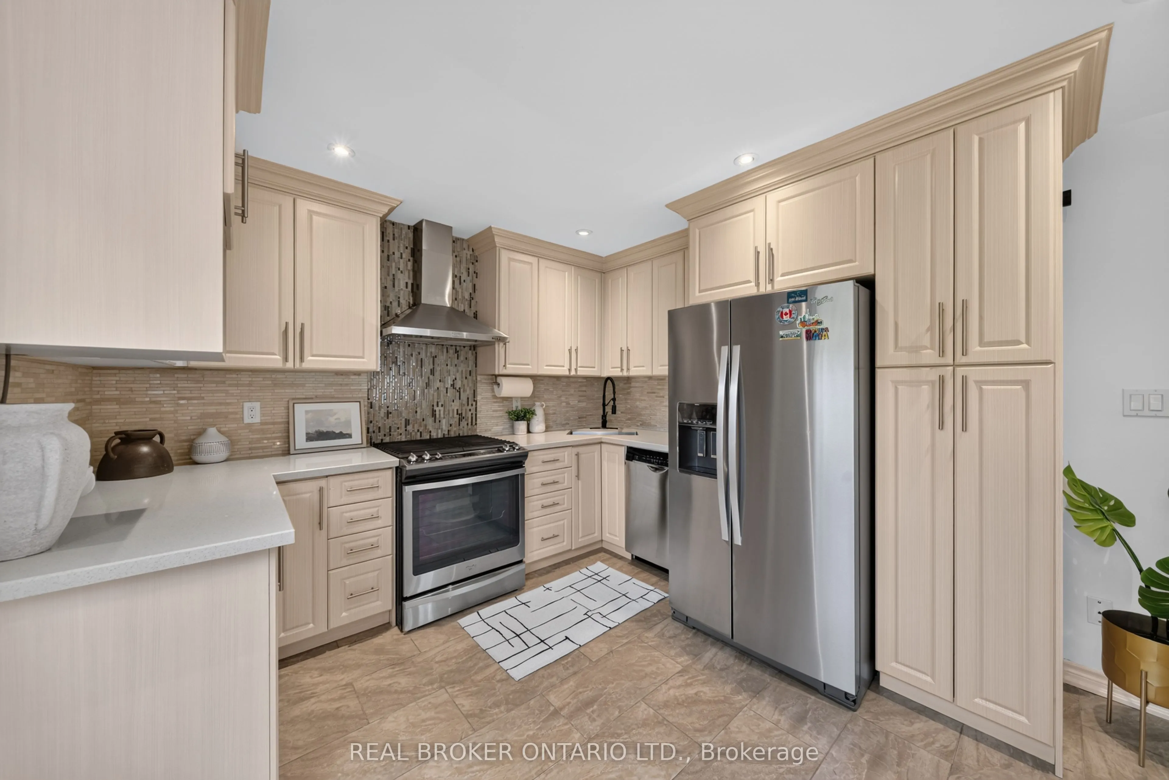 63 Eric Clarke Drive