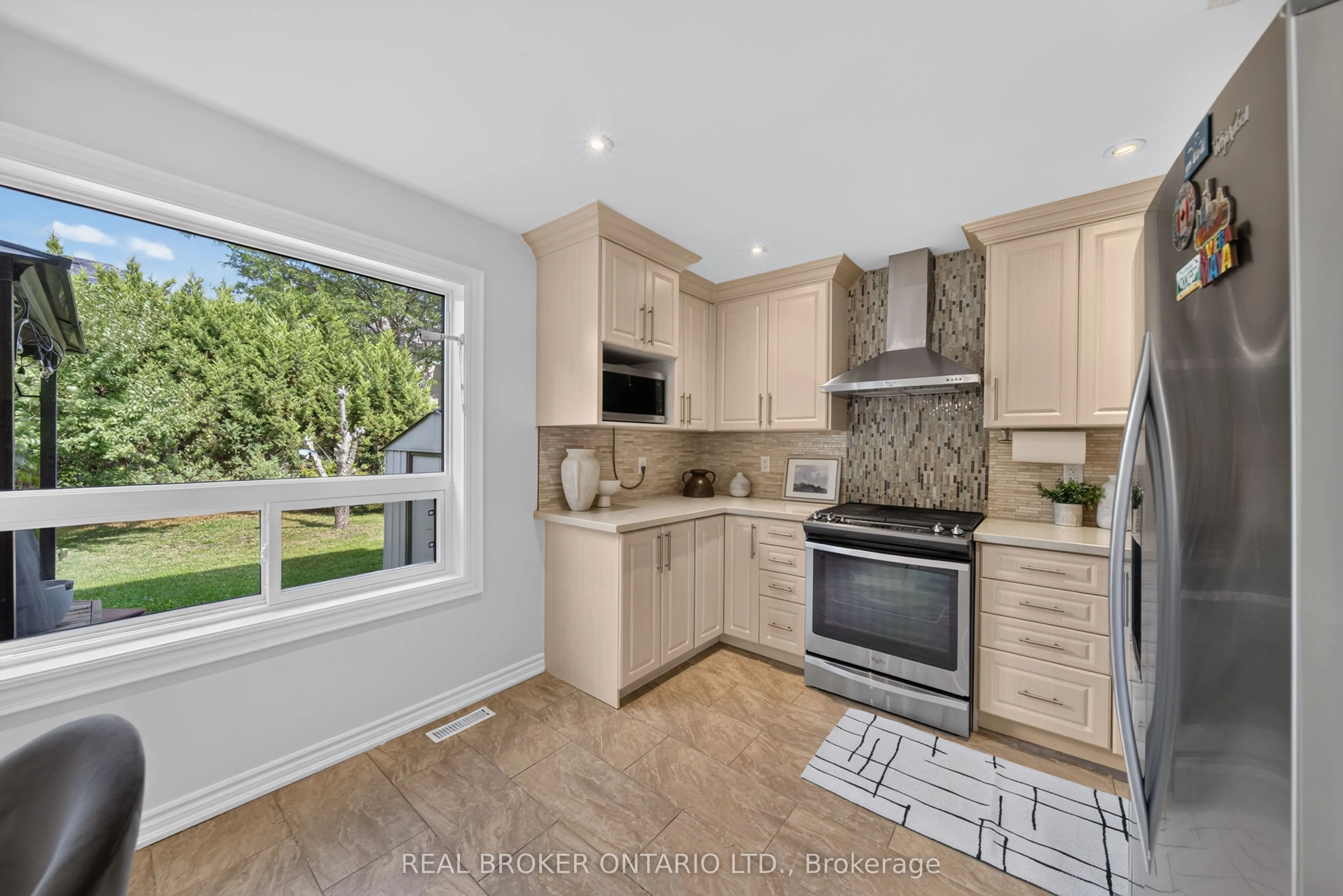 63 Eric Clarke Drive