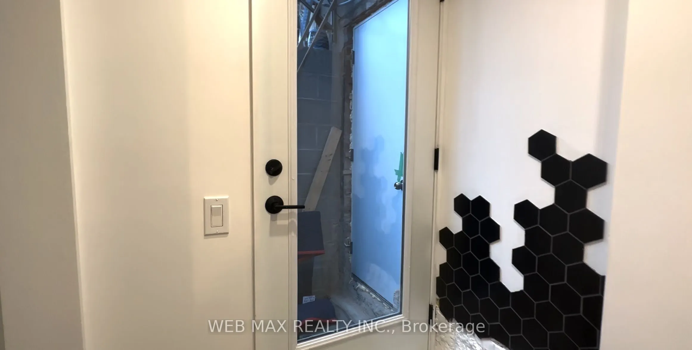 173 Milverton Boulevard #2