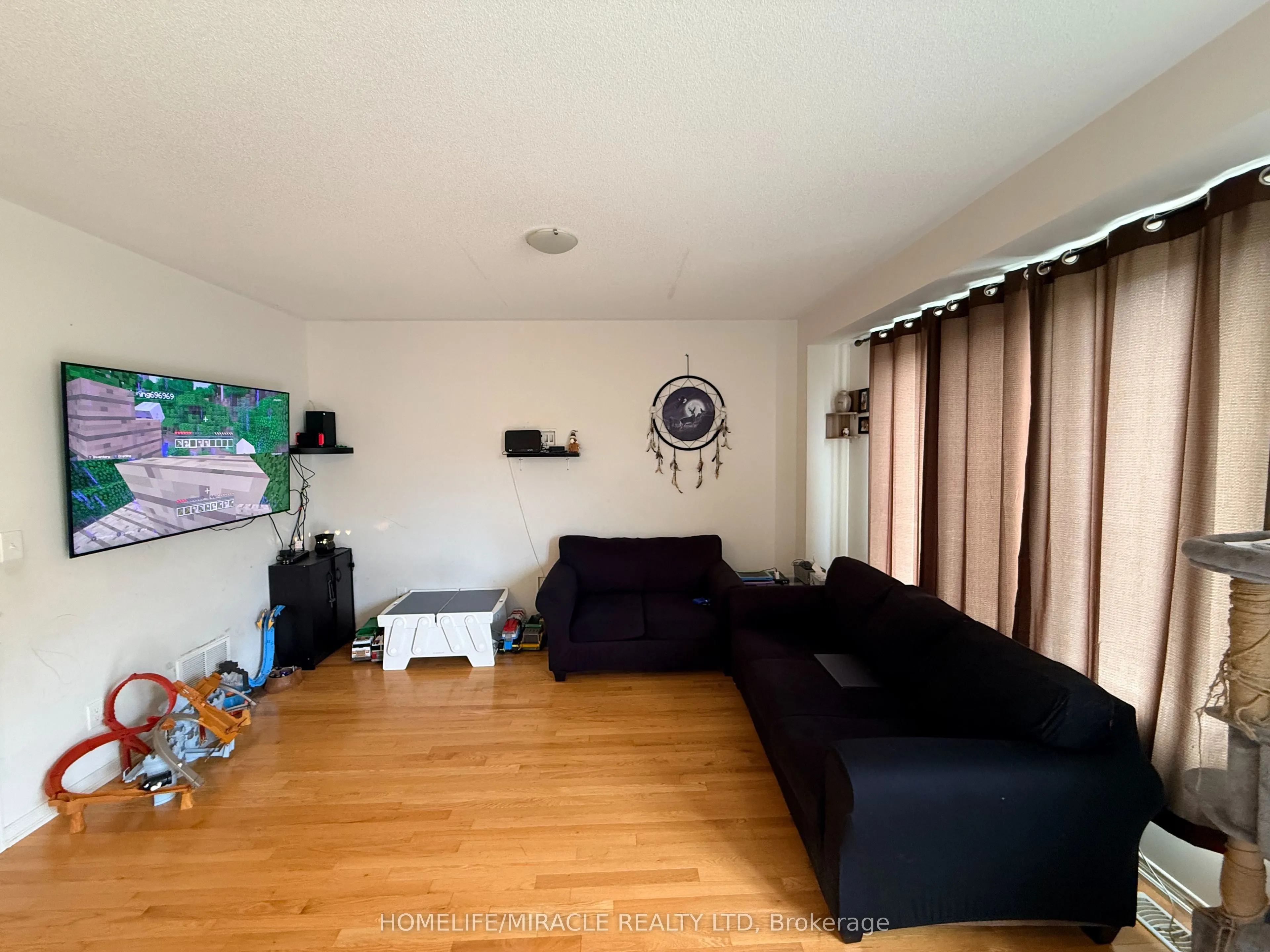 534 Windfields Farm Drive W