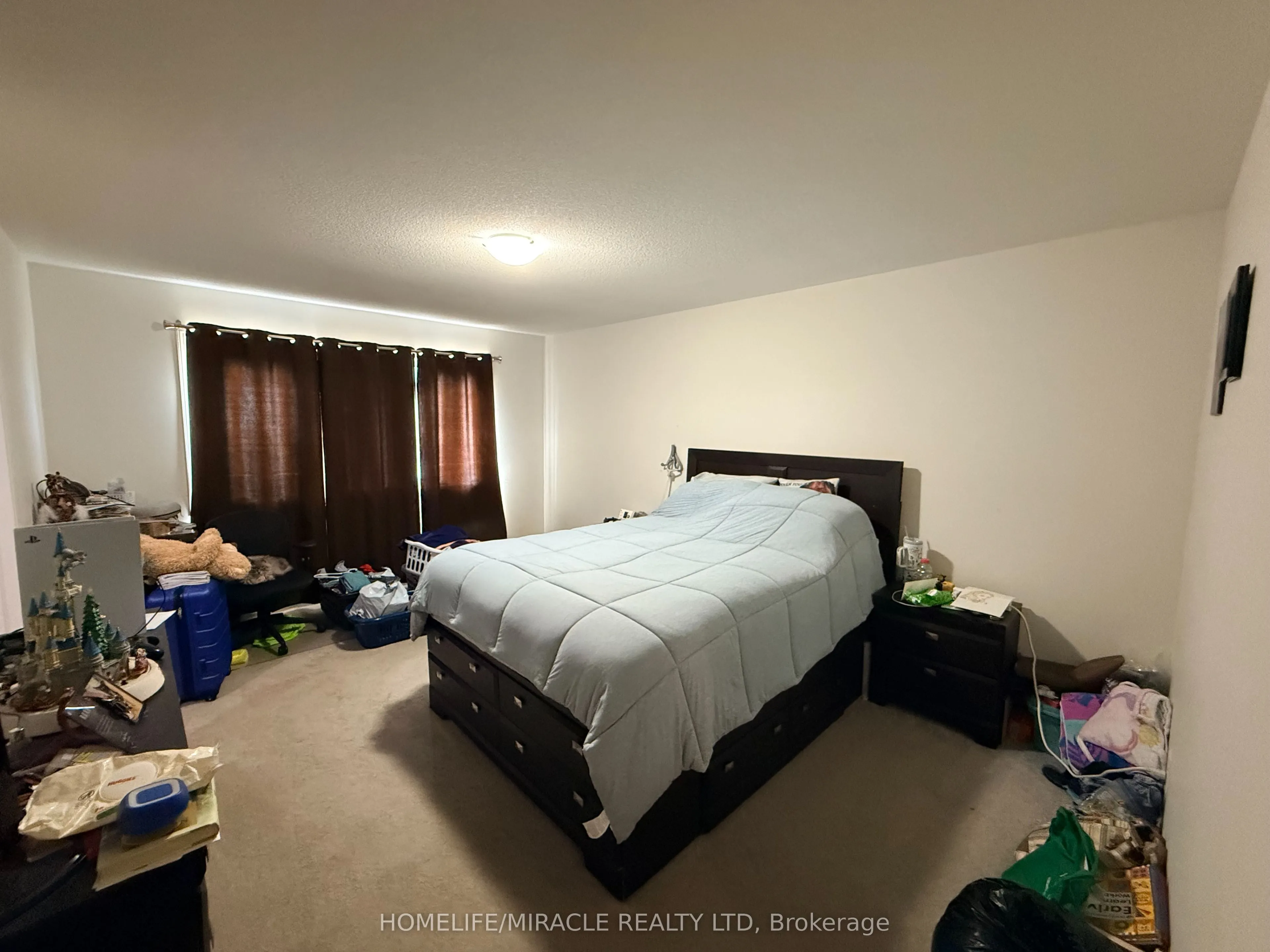 534 Windfields Farm Drive W