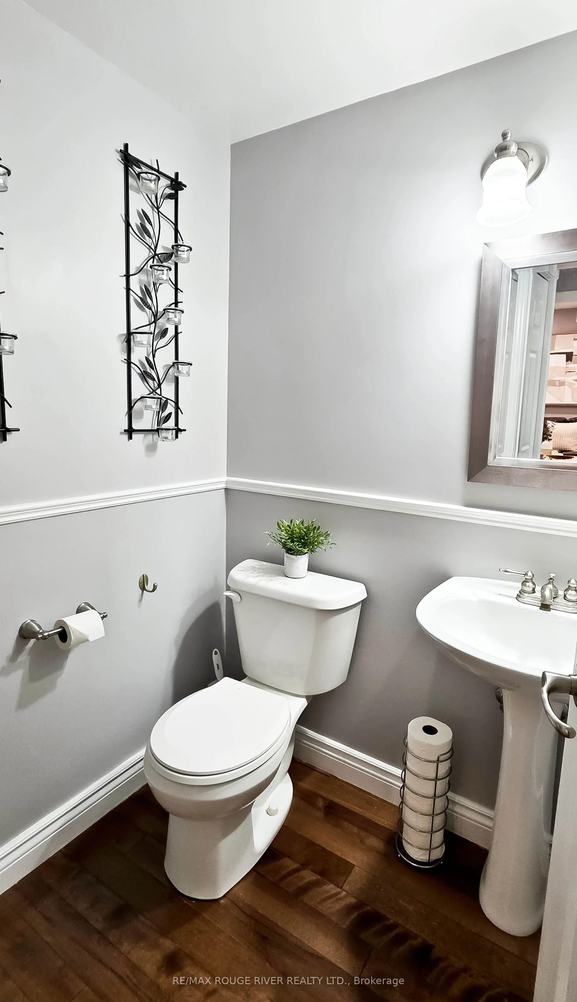 6 Knotty Pine Drive