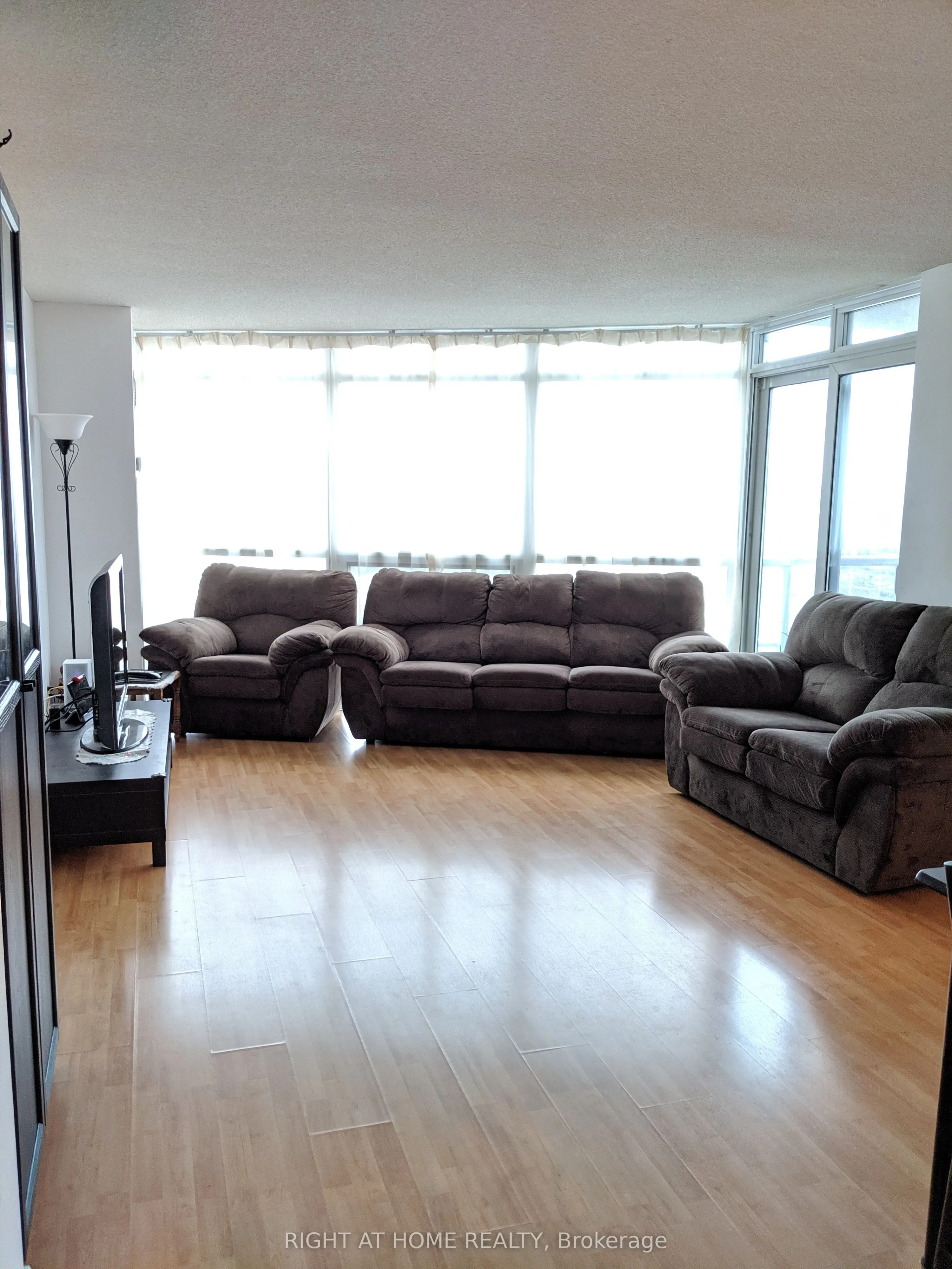 83 Borough Drive #3405