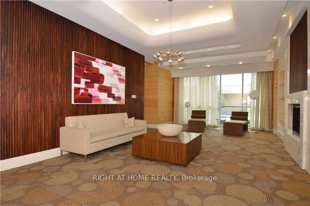 83 Borough Drive #3405