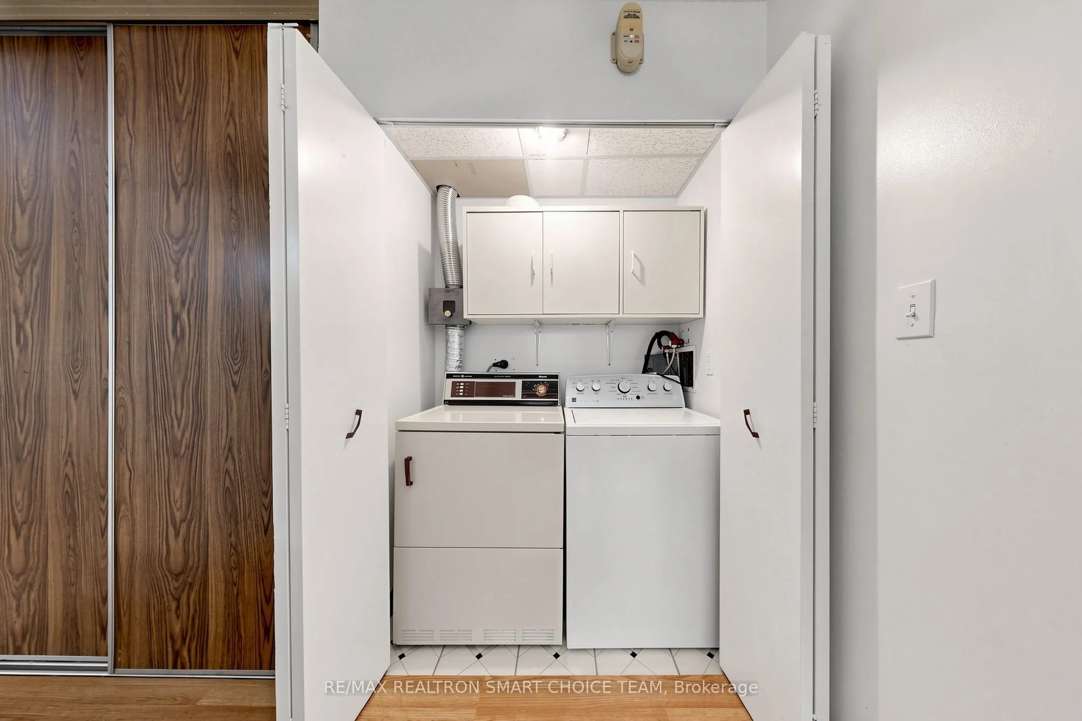 1250 Bridletowne Circle #907