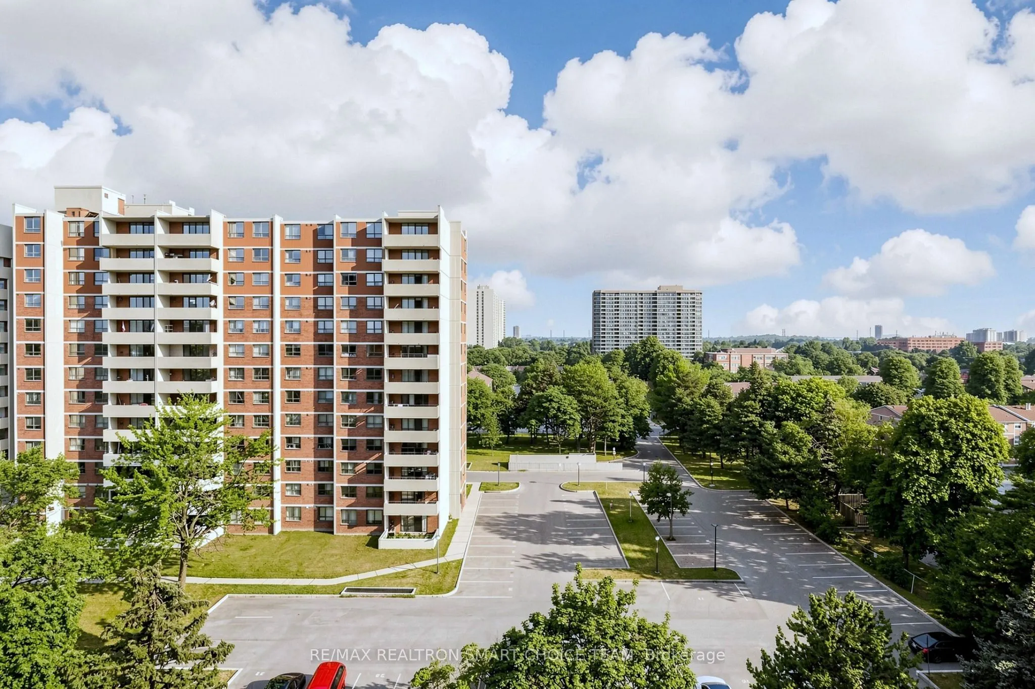 1250 Bridletowne Circle #907
