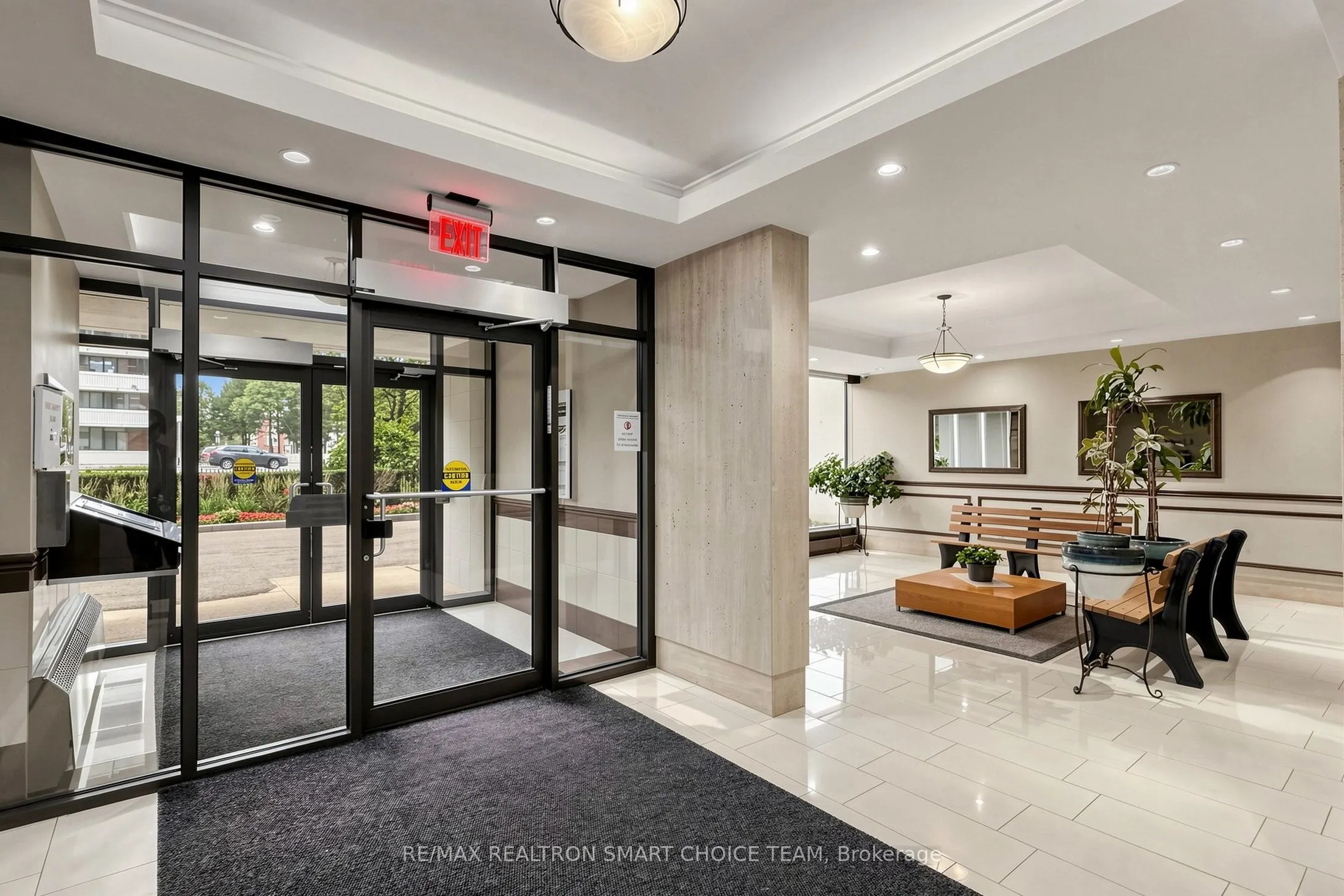 1250 Bridletowne Circle #907