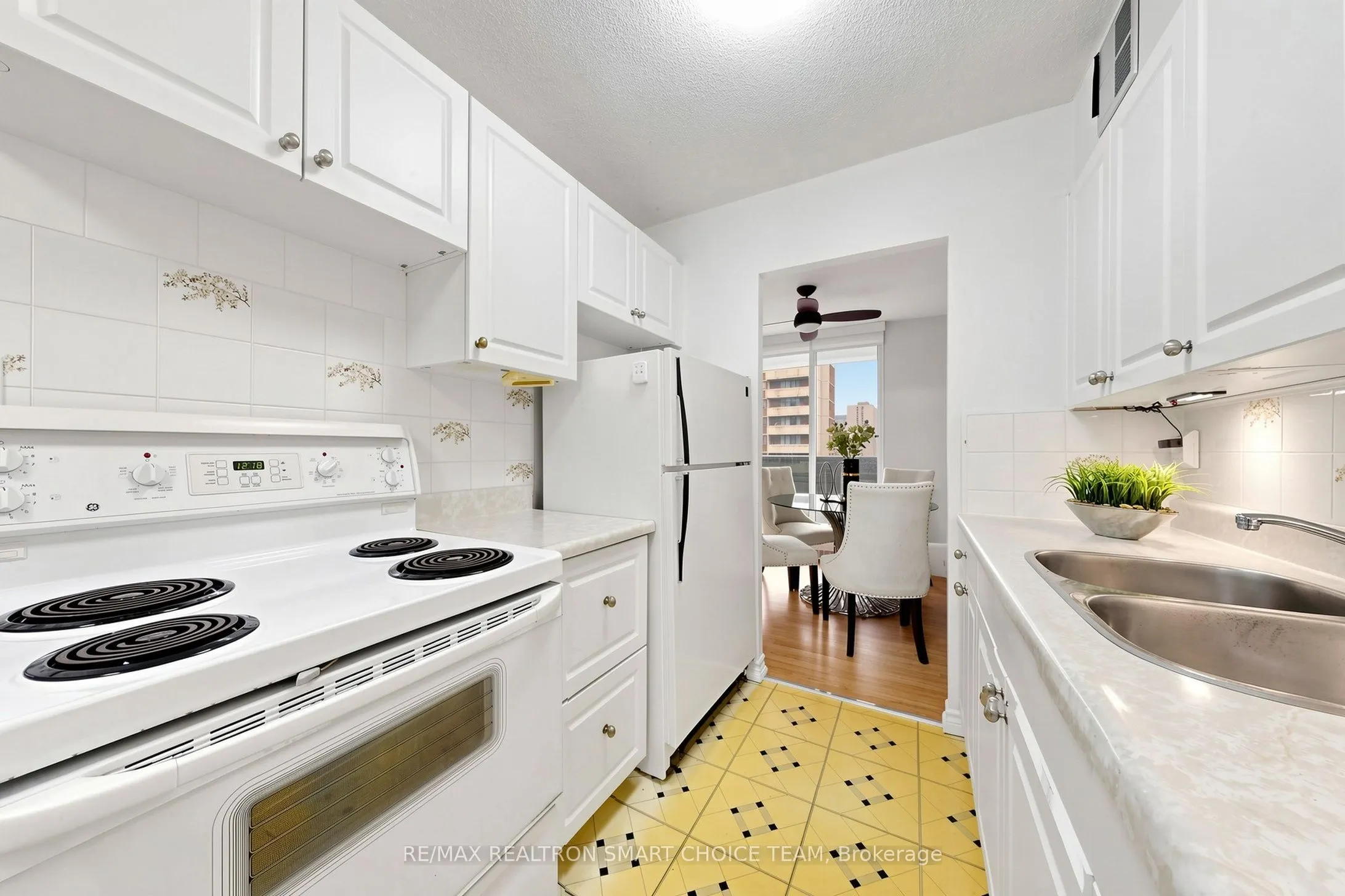 1250 Bridletowne Circle #907